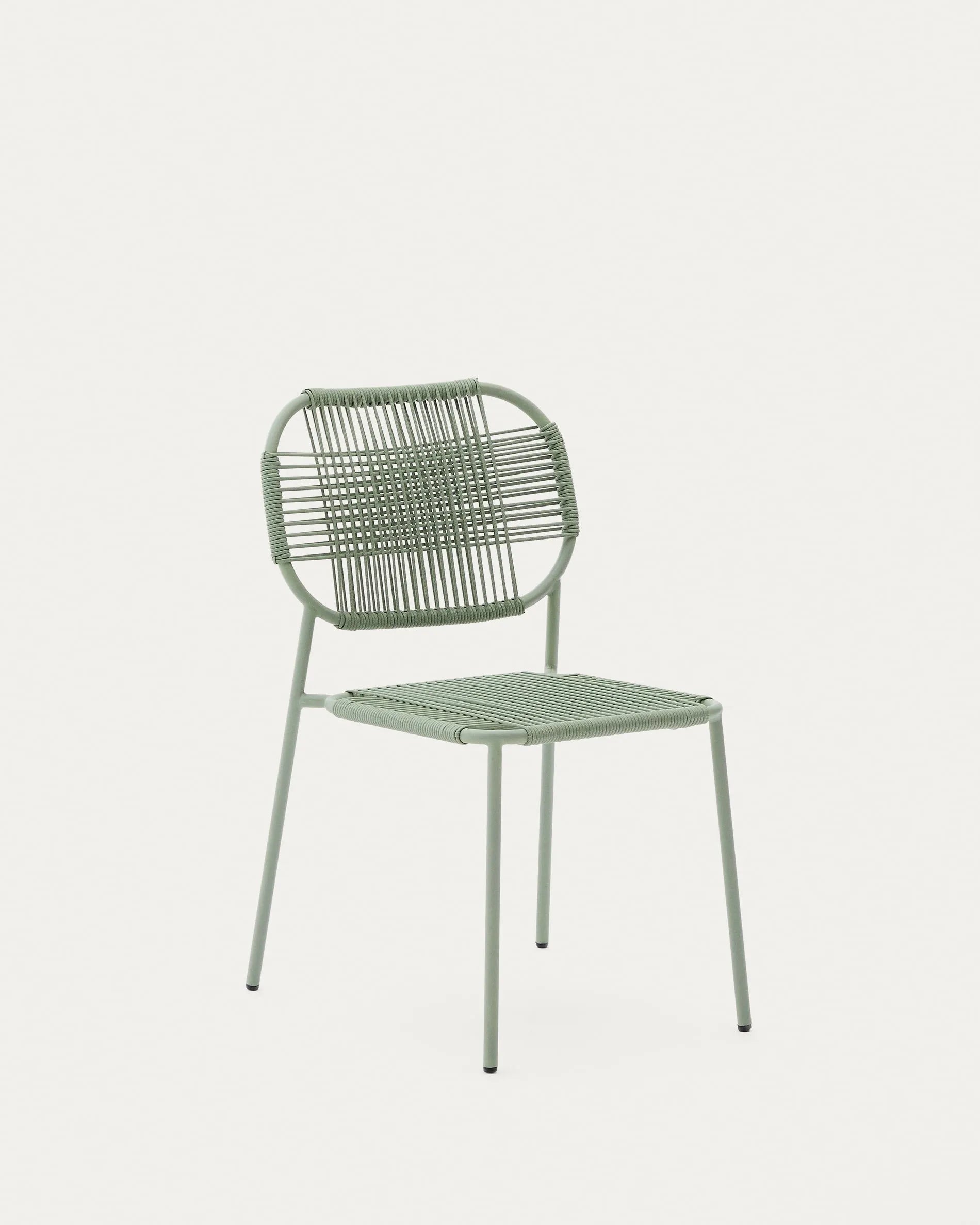 Moderner stapelbarer Outdoor-Stuhl mit türkisfarbenem synthetischem Seil und verzinktem Stahl, ideal für Terrasse und Garten.