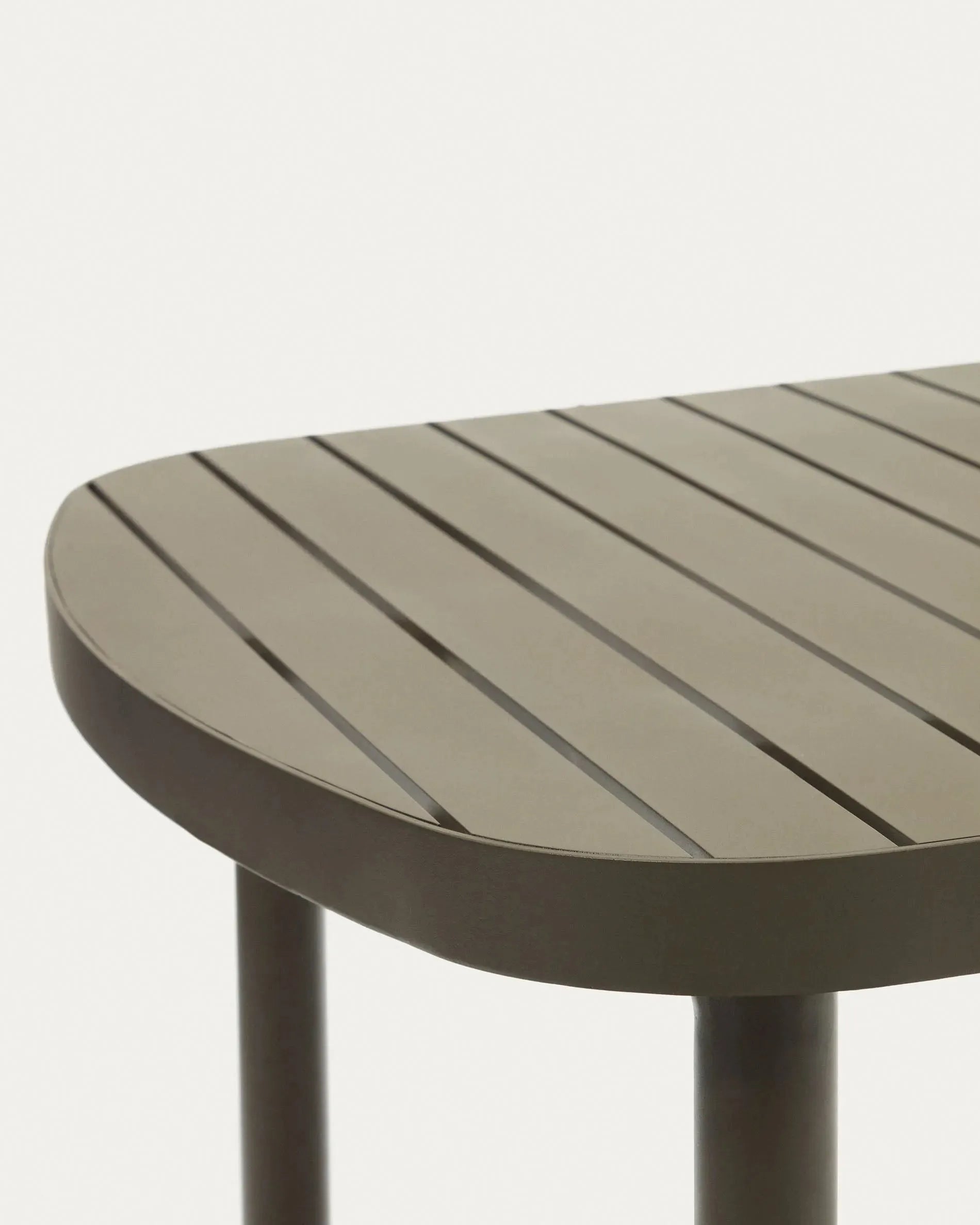 Moderner Gartentisch Joncols, 180x90 cm, aus grünem Aluminium, wetterfest und elegant, ideal für Garten oder Terrasse.