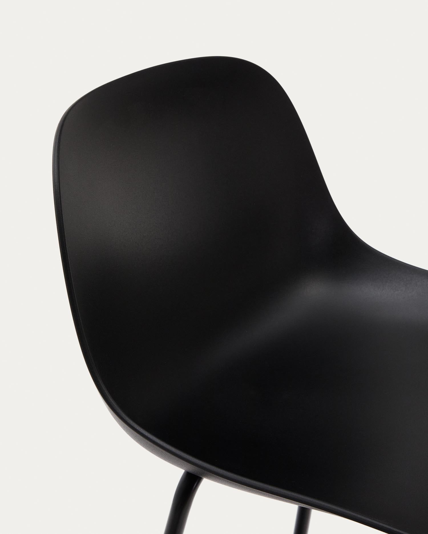 Eleganter schwarzer Hocker Altea, 75 cm hoch, mit robusten, schwarz lackierten Stahlbeinen, ideal für moderne Wohnräume.
