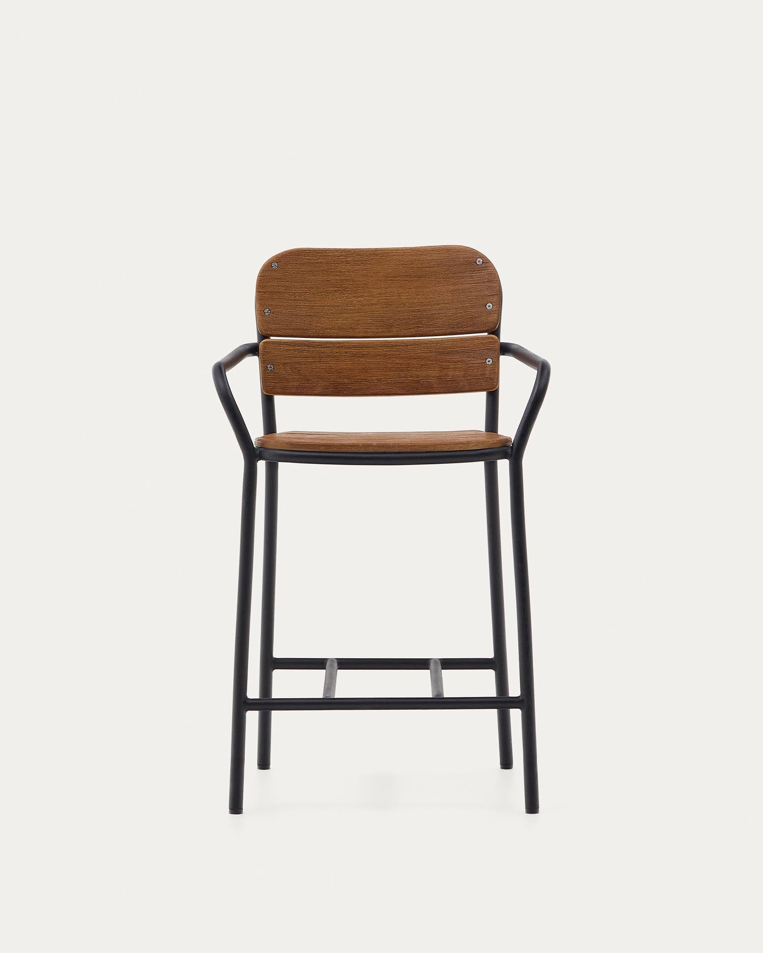 Hocker Algueret, 65 cm, aus FSC-zertifiziertem Eukalyptusholz mit Naturfinish und schwarzem Aluminium, stilvoll und nachhaltig.