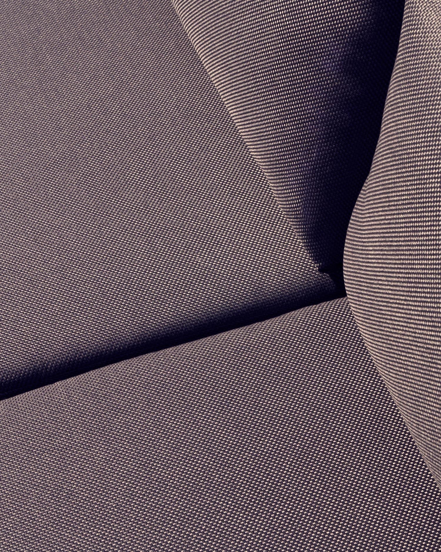 Modernes 5-Sitzer-Ecksofa-Set aus Aluminium und FSC-zertifiziertem Teakholz, inklusive passendem Tisch, ideal für stilvolle Außenbereiche.