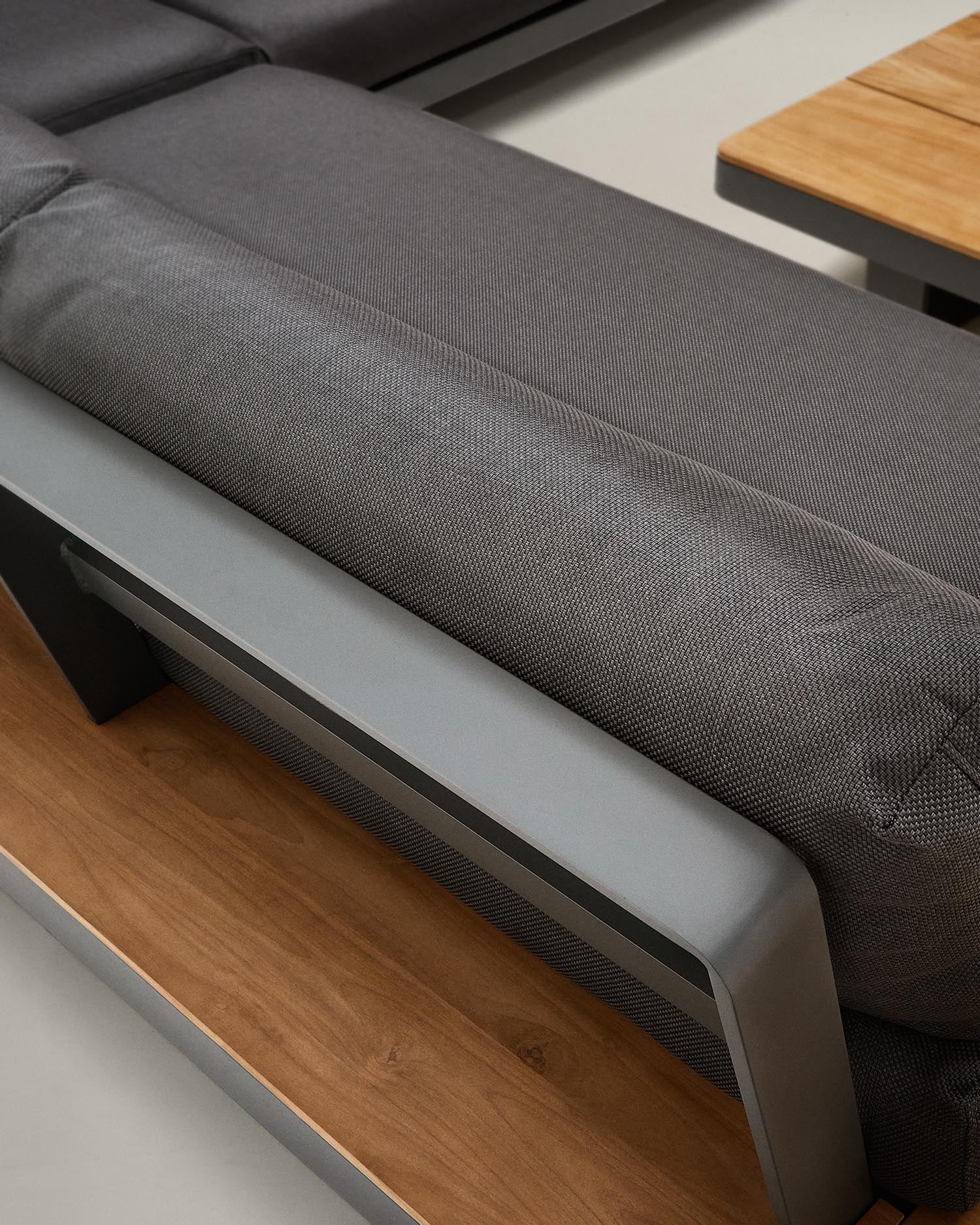 Elegantes Ecksofa-Set für 5 Personen aus Aluminium und FSC-Teakholz mit Tisch, perfekt für moderne Außenbereiche.