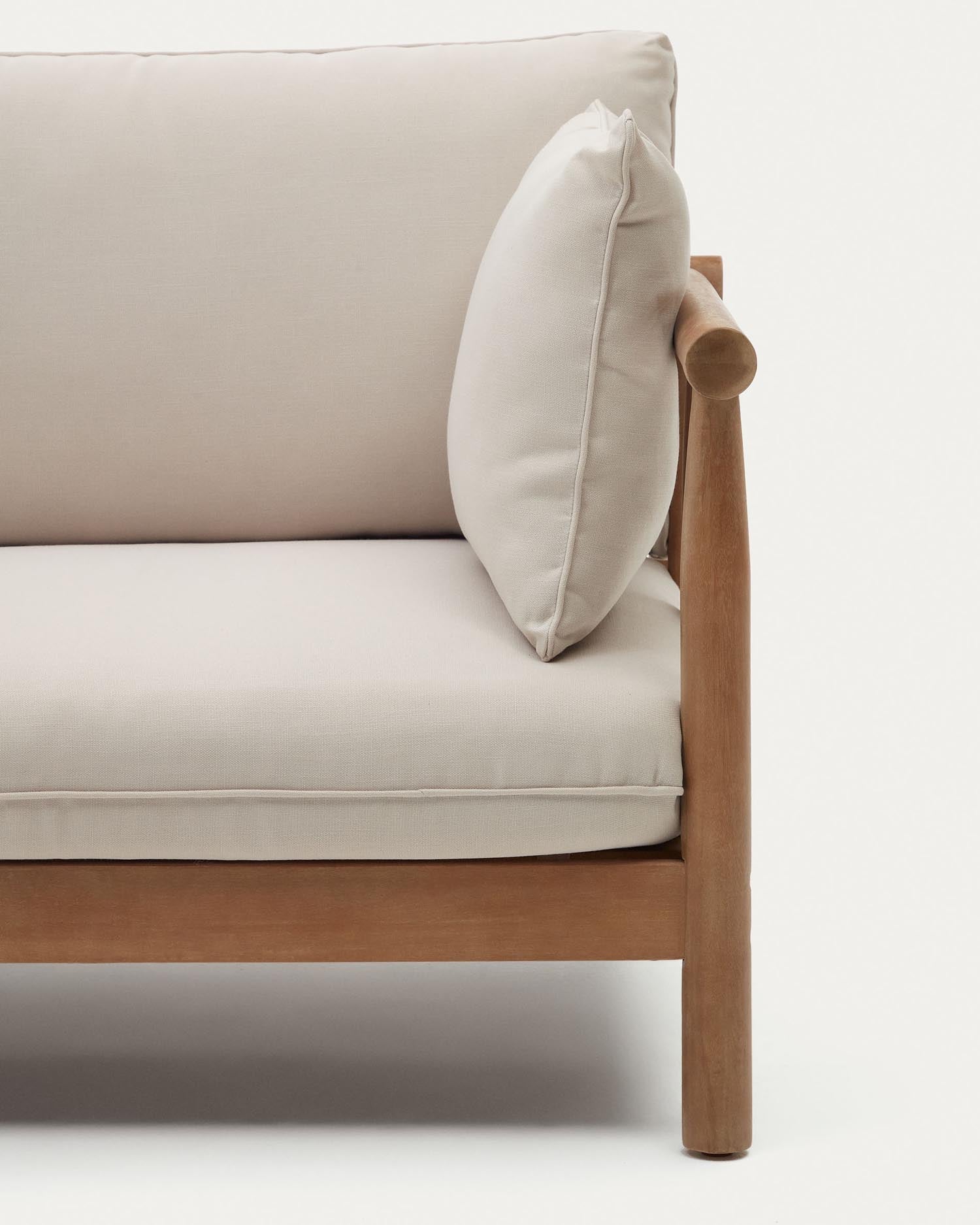 Sacova Set: 5-Sitzer-Ecksofa und Couchtisch aus FSC-zertifiziertem Eukalyptusholz, ideal für stilvolle und umweltfreundliche Außenbereiche.