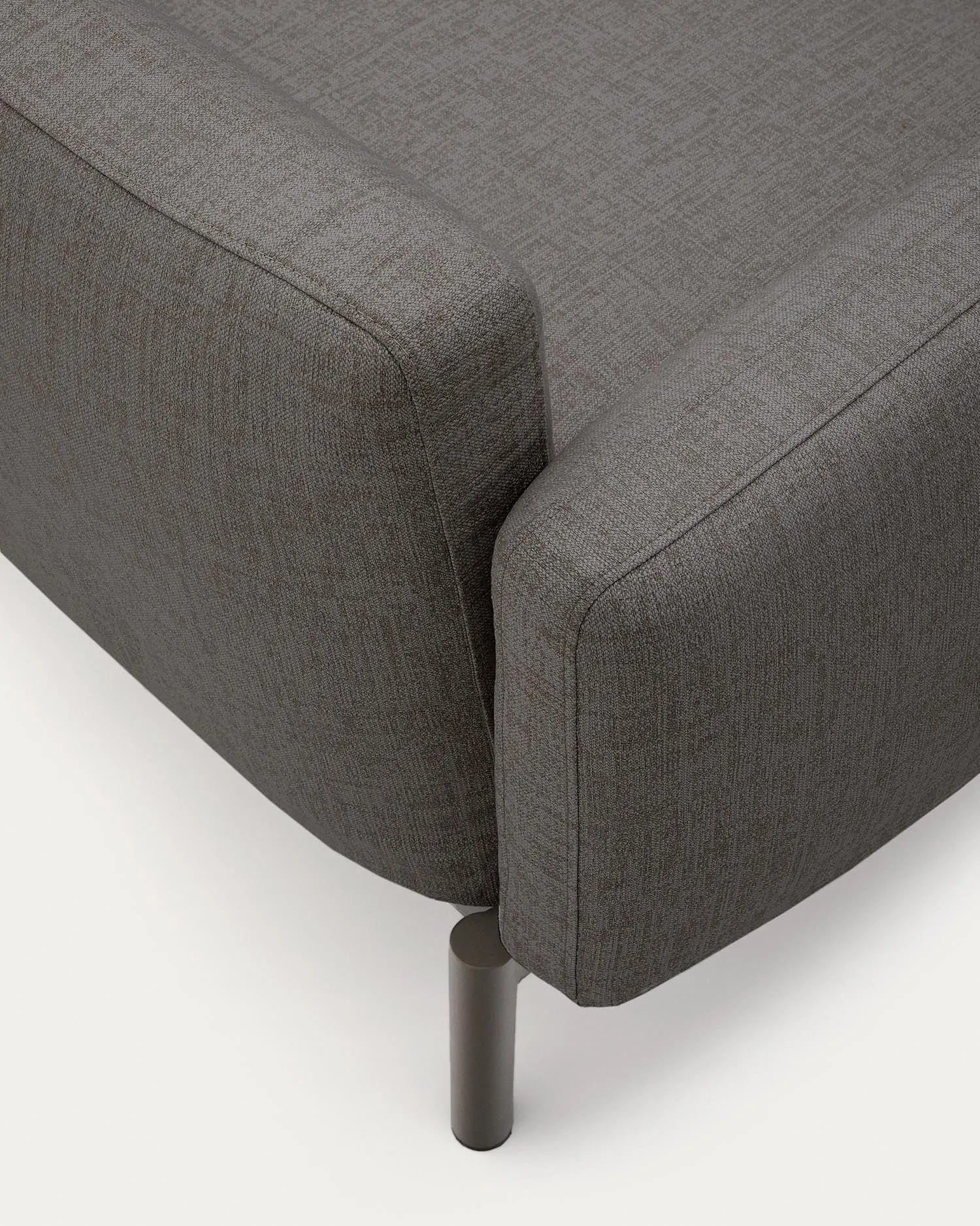 Elegantes 5-Sitzer-Ecksofa für draußen, graue Polster, Aluminiumrahmen, modular, Maße 276x191,5 cm, modern und komfortabel.