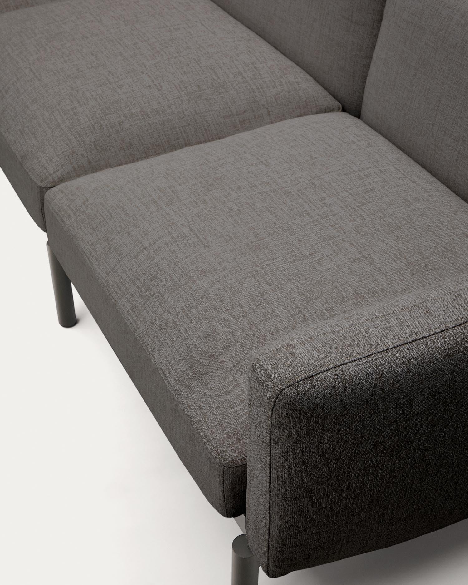 Modulares Outdoor-Ecksofa für 5 Personen, graue Polster, Aluminiumgestell, Maße 276x191,5 cm, stilvoll und bequem.