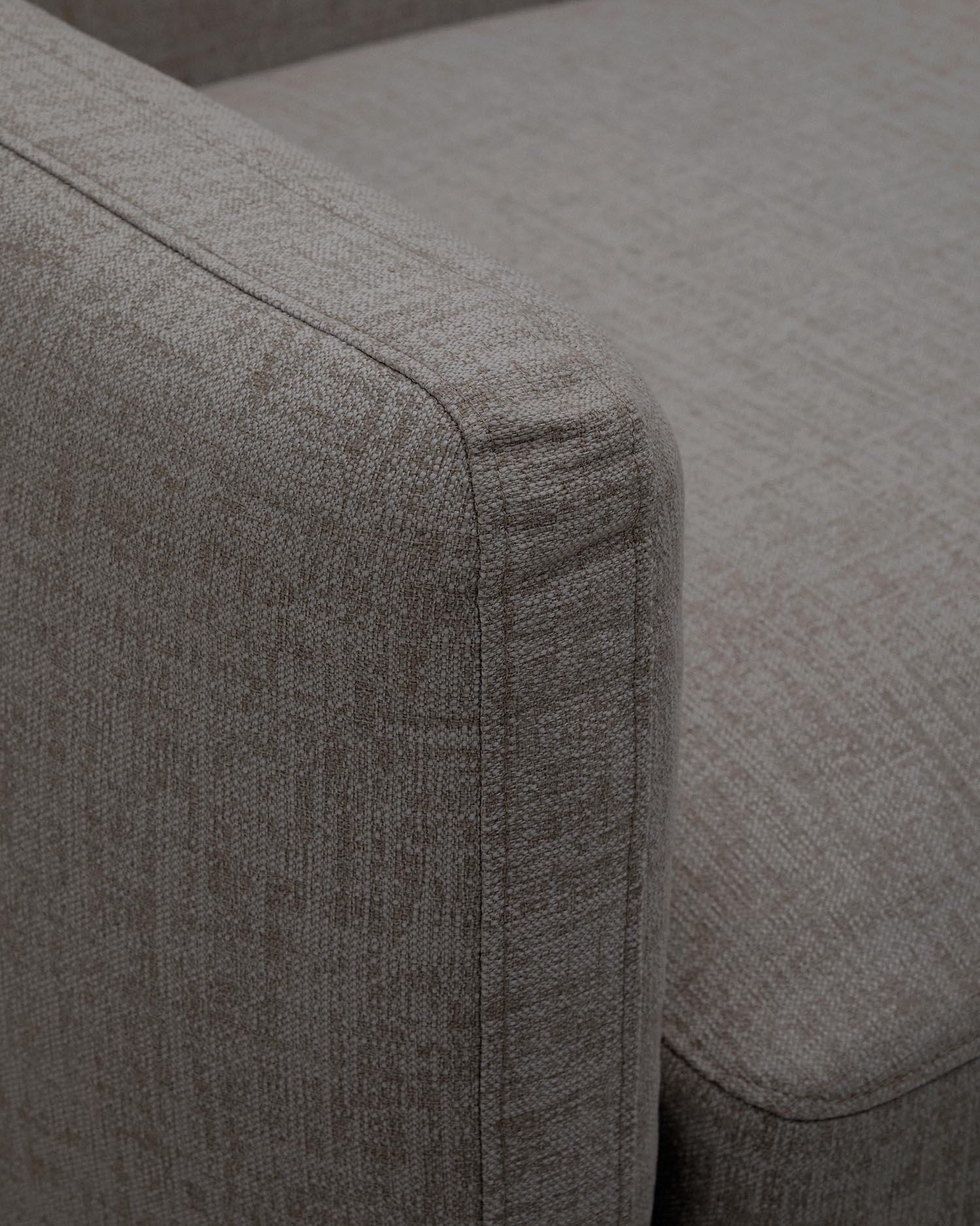 Modulares 4-Sitzer-Sofa Sorells aus Aluminium in Grau, ideal für den Außenbereich, stilvoll und wetterbeständig.