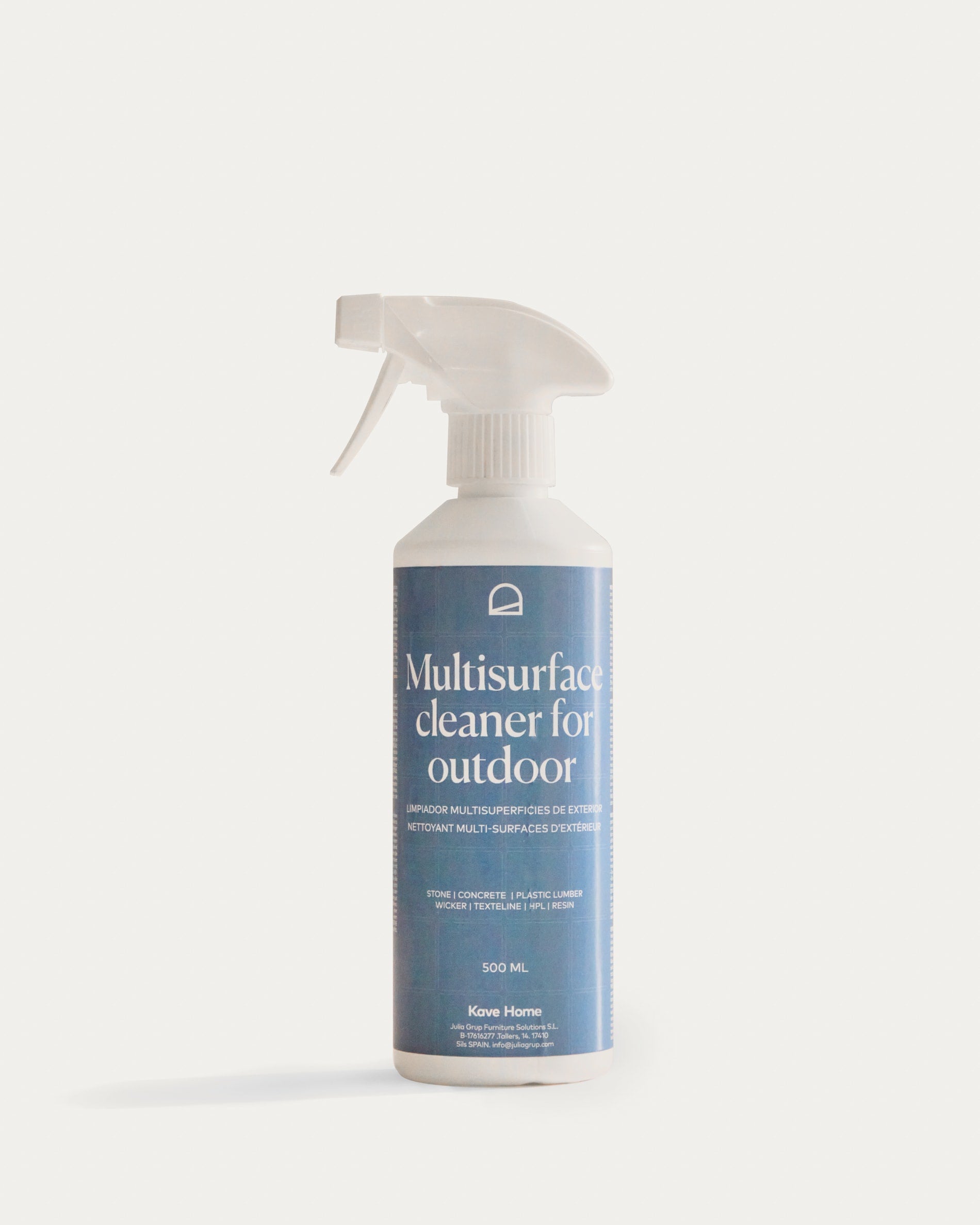 Multi-Flächen-Reiniger Sterina für den Aussenbereich 500 ml in Blau präsentiert im Onlineshop von KAQTU Design AG. Reinigungsmittel ist von Kave Home