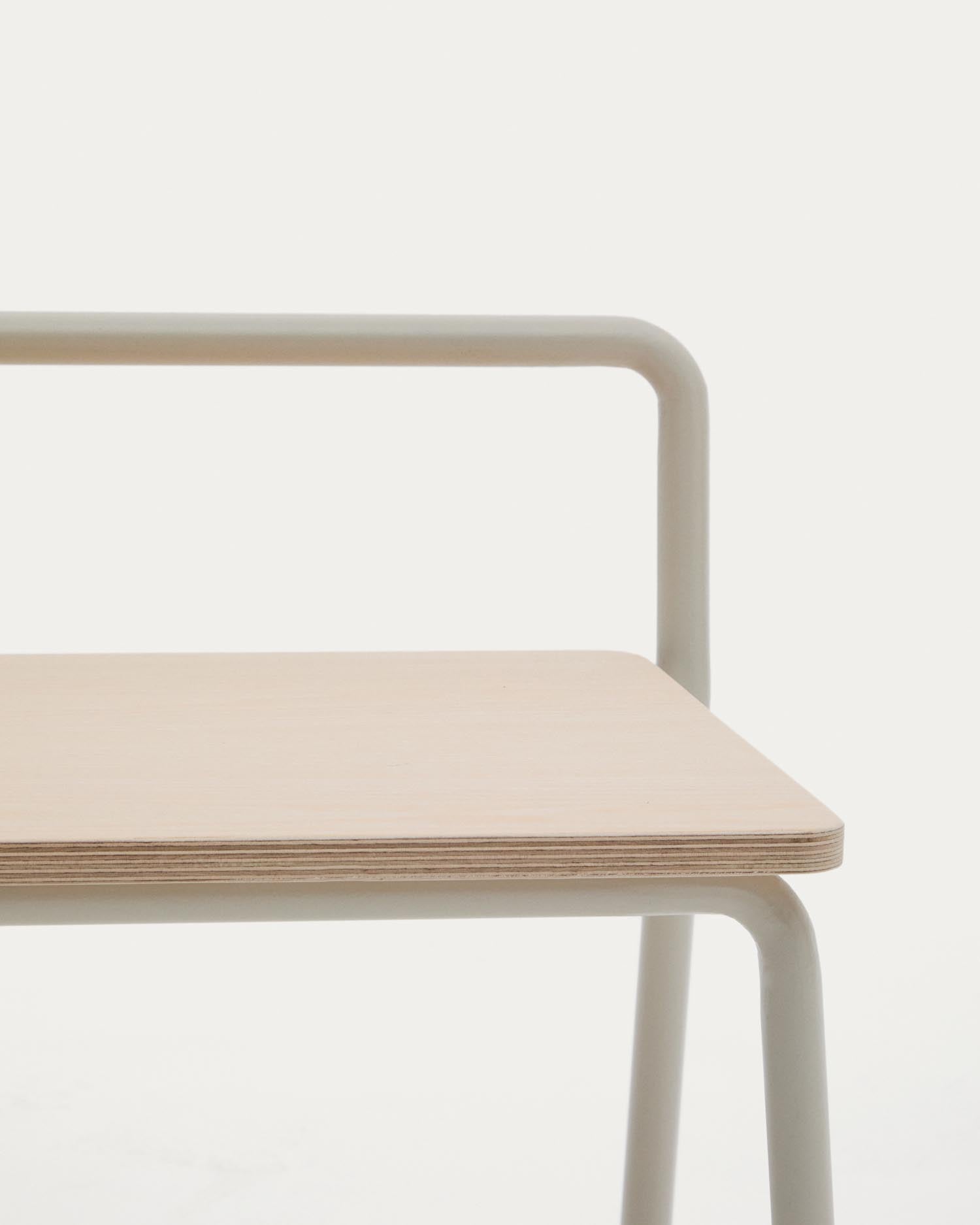 Die Bank Tinn kombiniert Eschenfurnier mit einem stabilen Metallgestell in Beige, 75 cm breit, perfekt für stilvolle Räume.