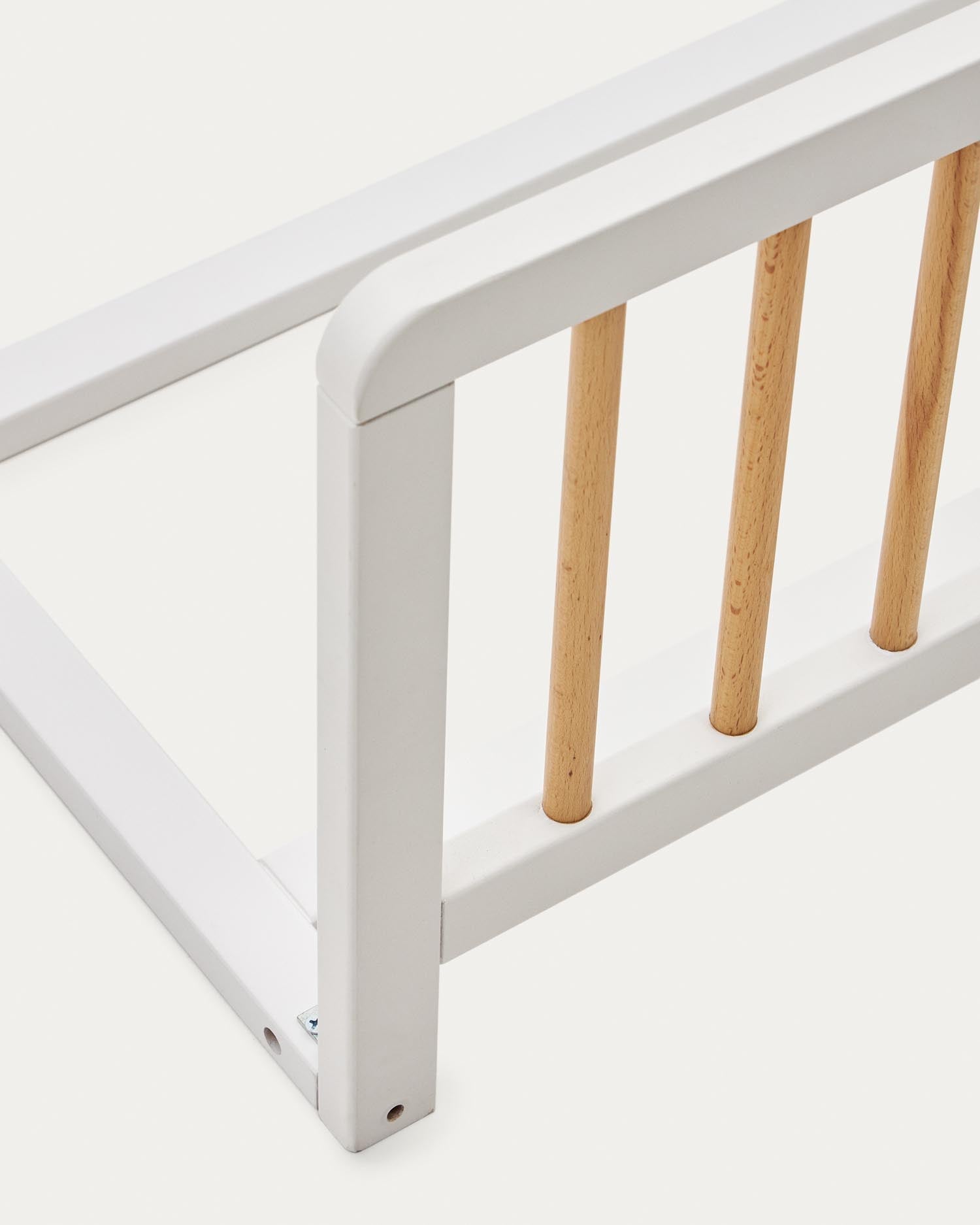 Rausfallschutz aus massiver Buche, 100x40cm, mit natürlichem und weißem Finish, ideal für Betten, von Kave Home.