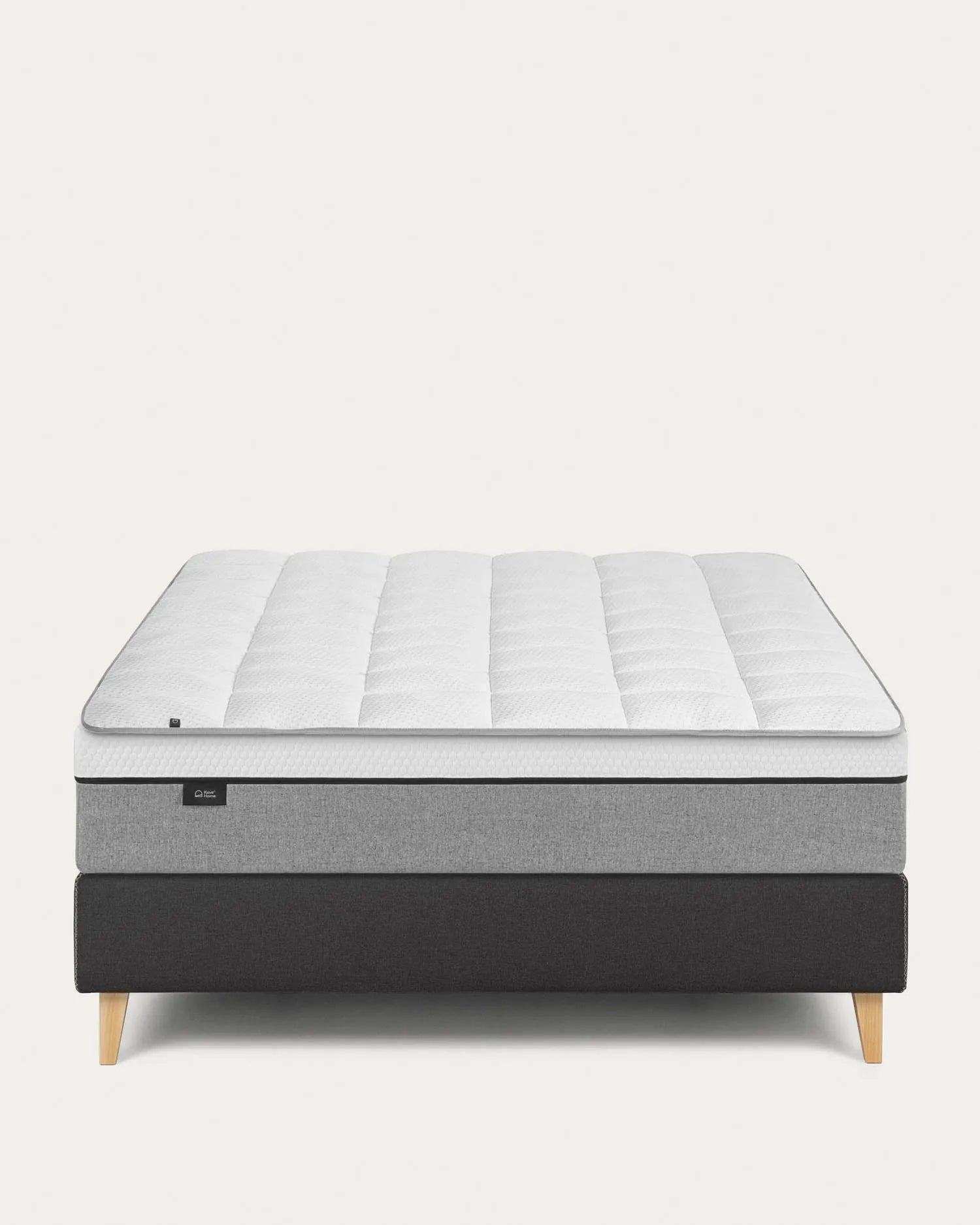 Freya Matratzen Topper 90x190 cm von Kave Home: Hochwertiger Topper für besten Schlafkomfort und ideale Unterstützung.