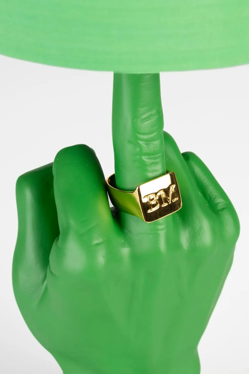 Tischlampe „What If“ in Green präsentiert im Onlineshop von KAQTU Design AG. Tischleuchte ist von Bold Monkey