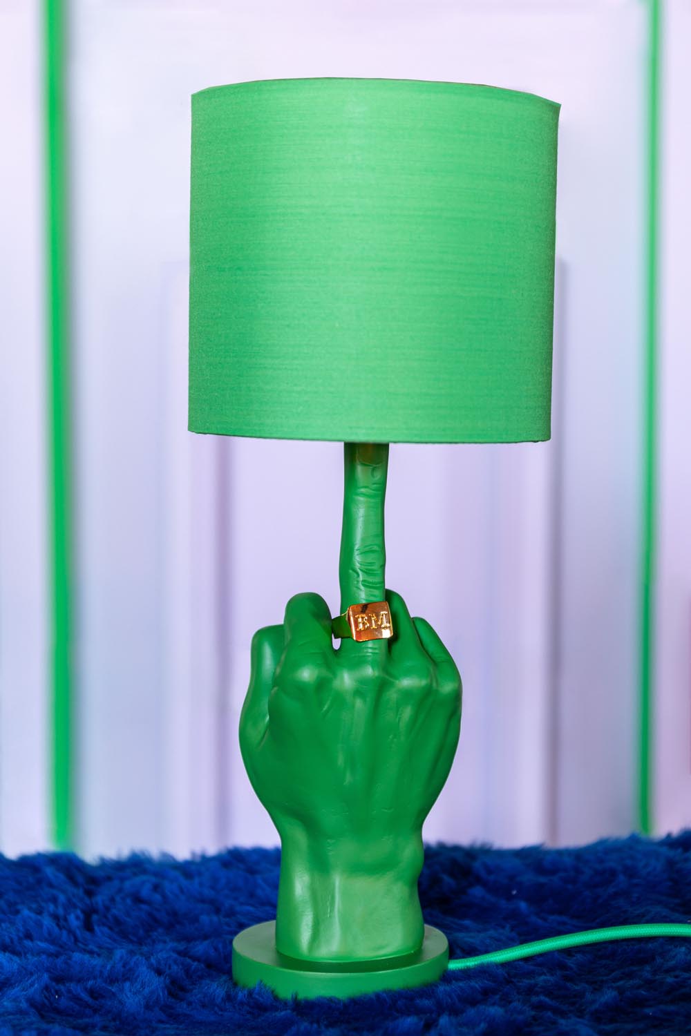 Tischlampe „What If“ in Green präsentiert im Onlineshop von KAQTU Design AG. Tischleuchte ist von Bold Monkey