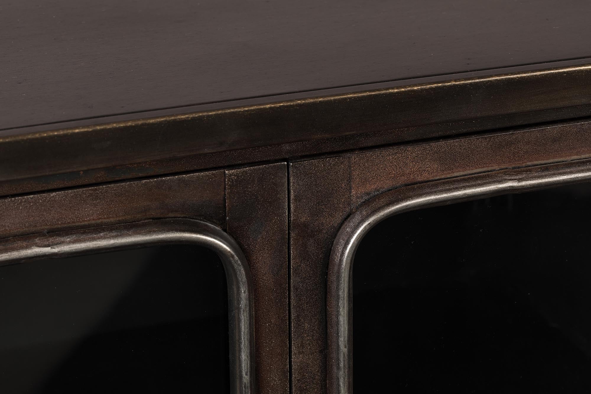 Dutchbone Denza: Eleganter Stauraum mit zeitgemäßem Design.