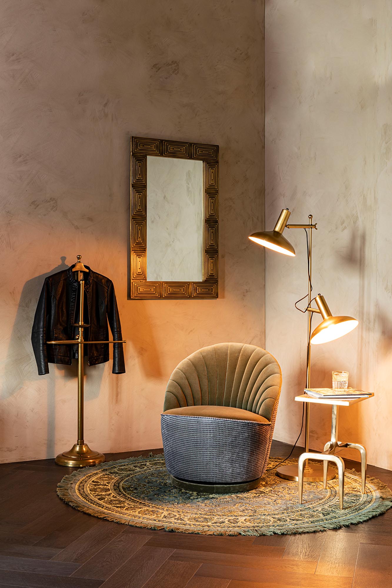 Dutchbone Volan Spiegel: Stilvolles Design für Ihr Zuhause.