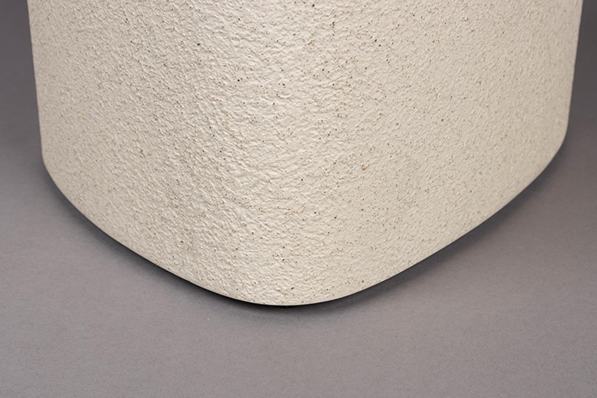 Veda Low Tisch von Dutchbone: Stilvoller Akzent mit Marmor-Charme.