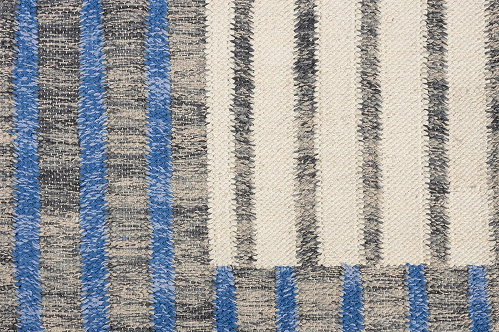 Teppich Hampton in Blau präsentiert im Onlineshop von KAQTU Design AG. Teppich ist von Dutchbone