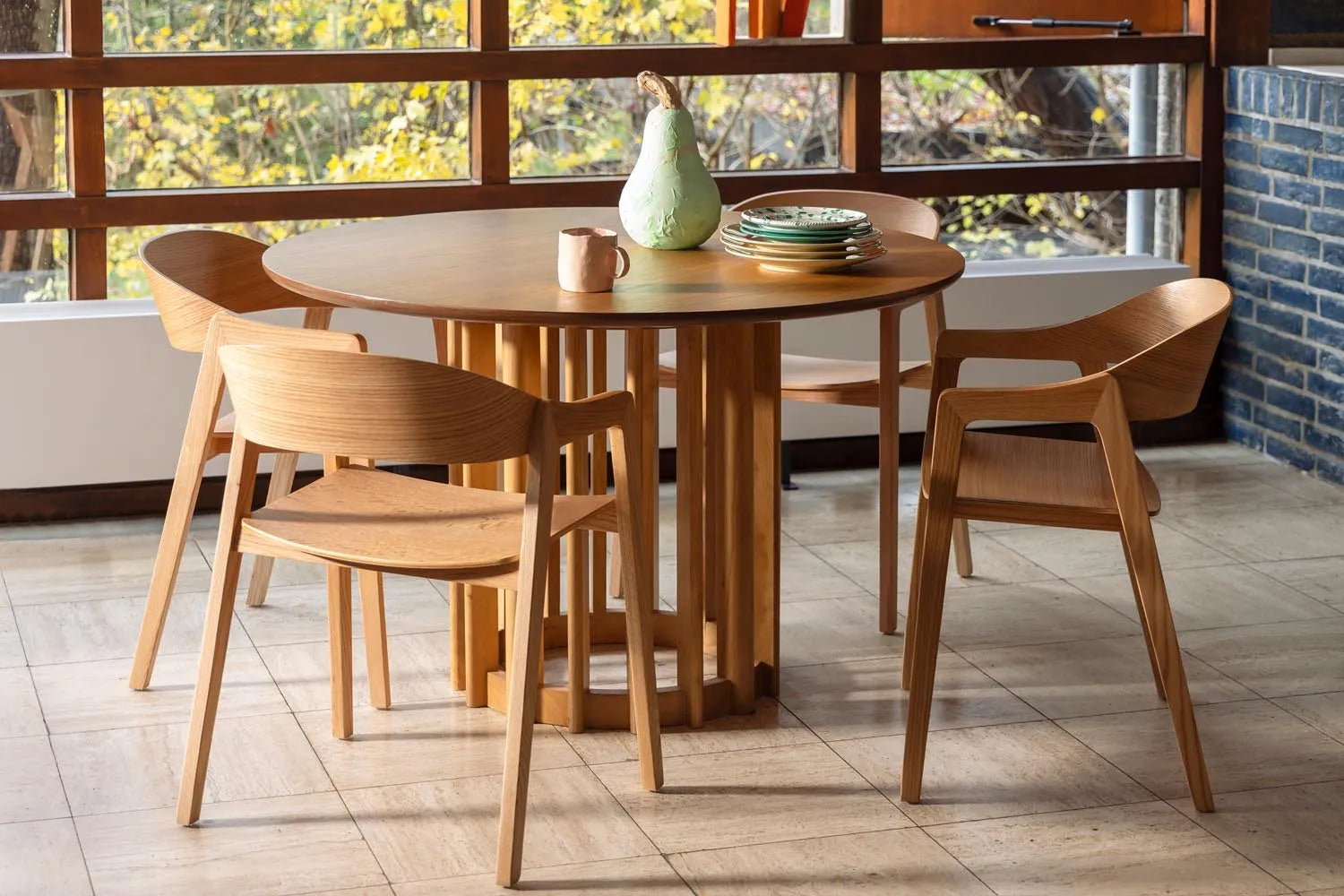 Stuhl Westlake Natural in Beige präsentiert im Onlineshop von KAQTU Design AG. Stuhl ist von Dutchbone