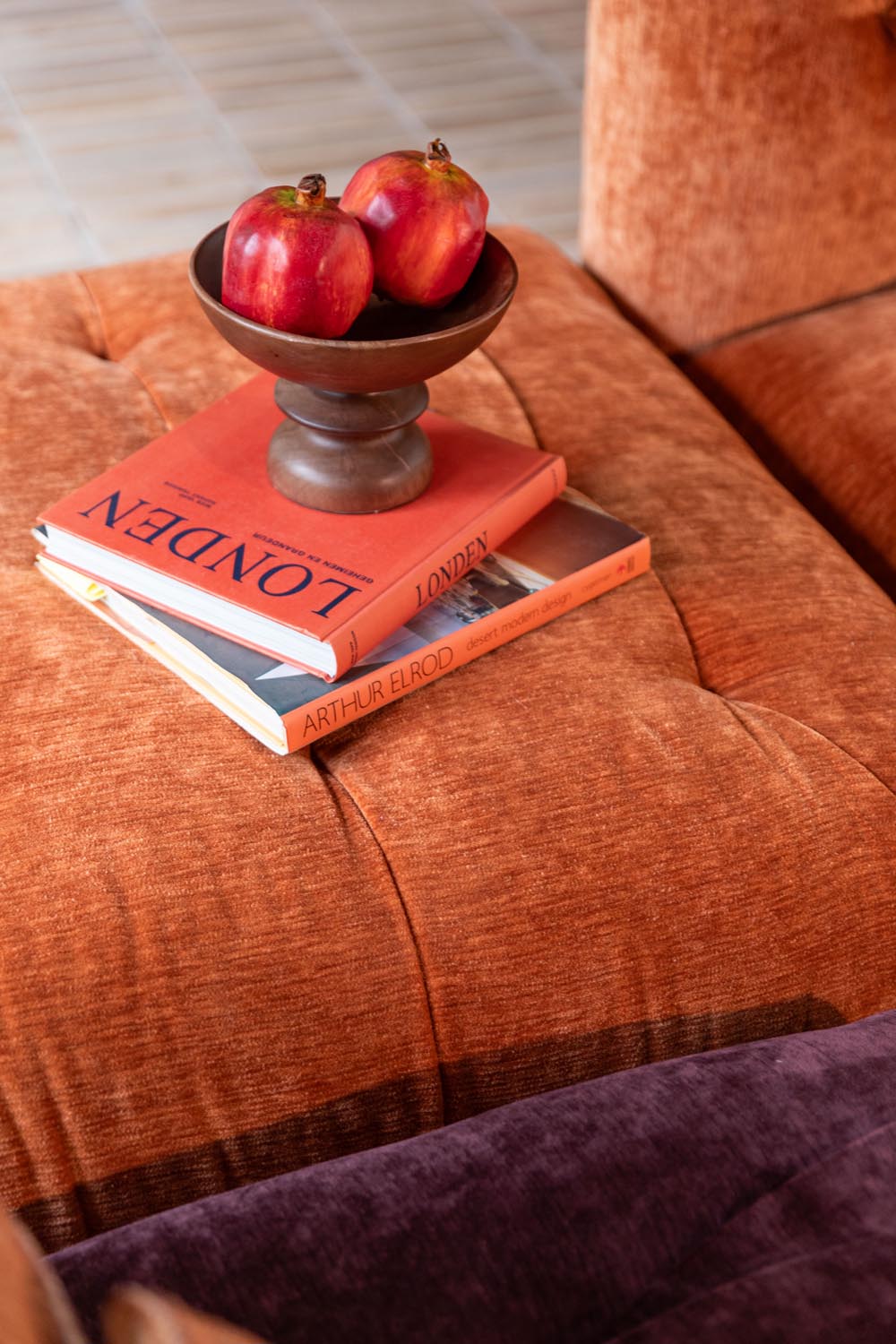 Hocker Jade Erde in Brown präsentiert im Onlineshop von KAQTU Design AG. Pouf ist von Dutchbone