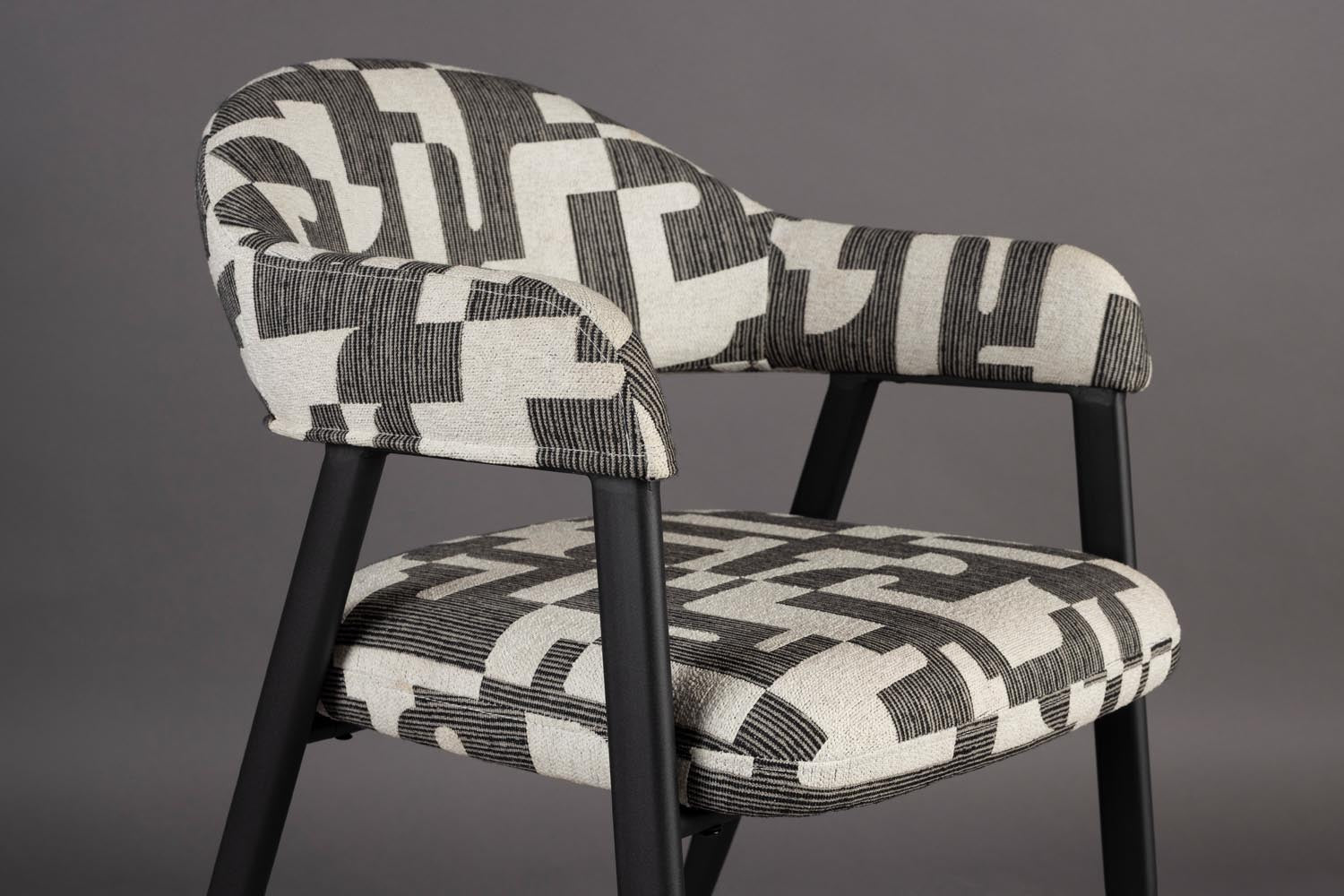 Dutchbone Miyo: Stilvoller Stuhl mit exquisitem Sitzkomfort.