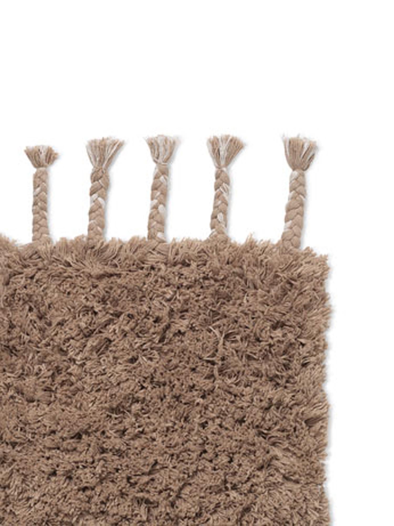 Amass Teppich in White Pepper präsentiert im Onlineshop von KAQTU Design AG. Teppich ist von Ferm Living