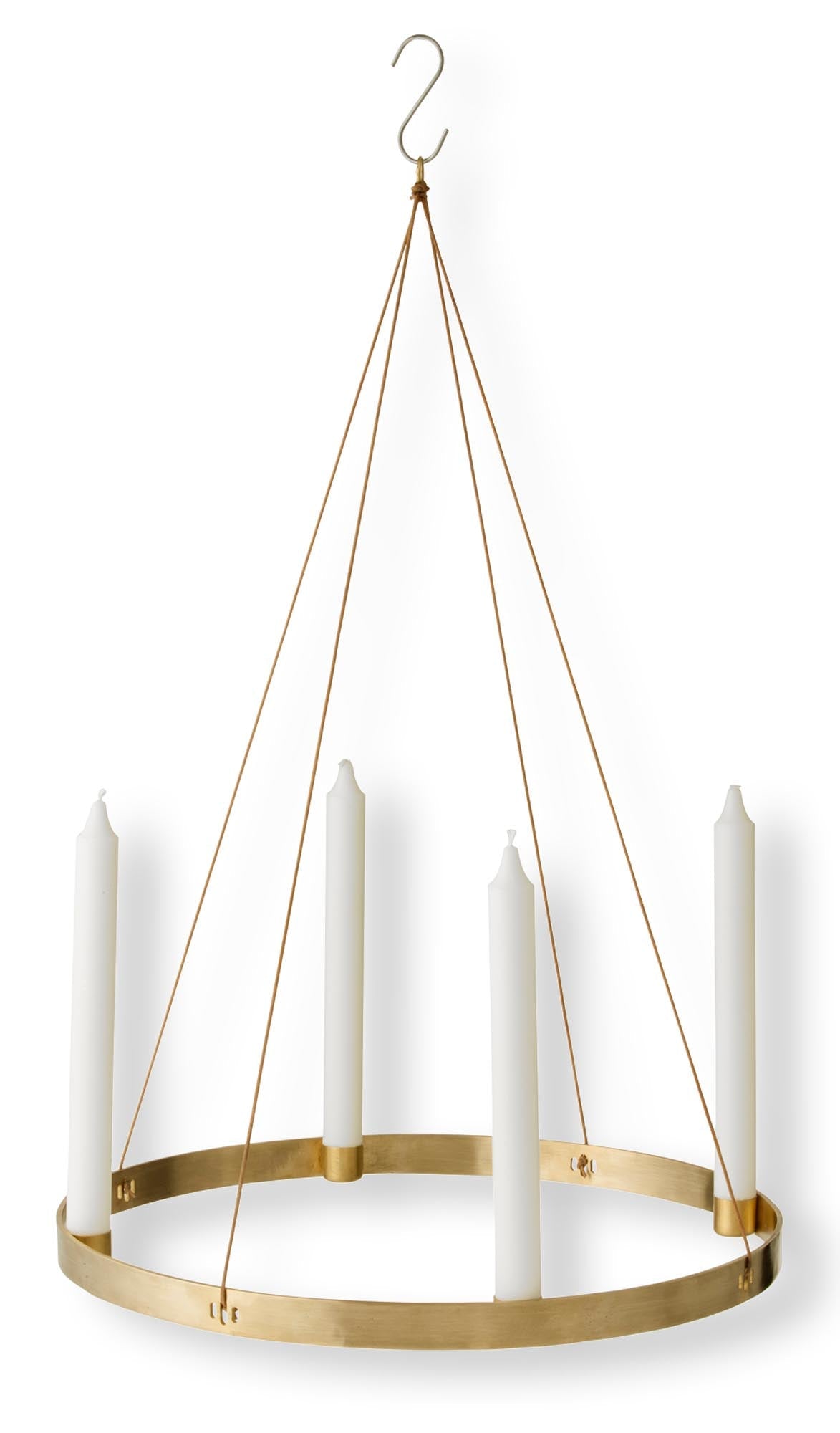 Kerzenhalter Ring in Messing matt präsentiert im Onlineshop von KAQTU Design AG. Kerzenständer ist von Ferm Living