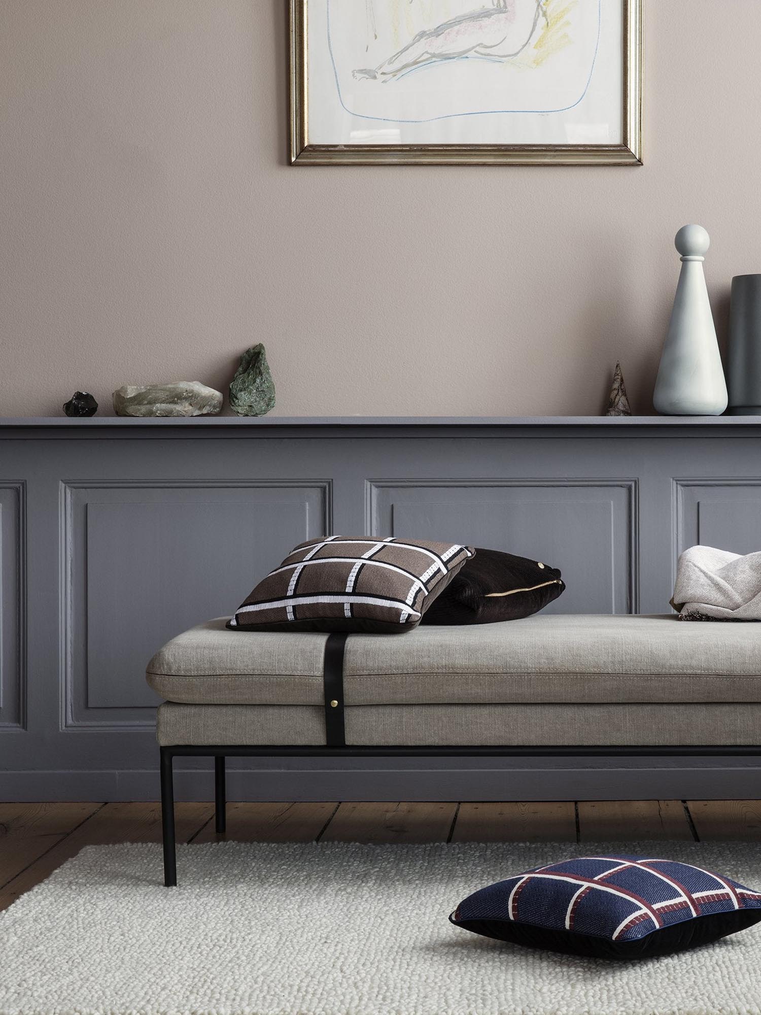 Ease Loop Teppich in Cremeweiss präsentiert im Onlineshop von KAQTU Design AG. Teppich ist von Ferm Living