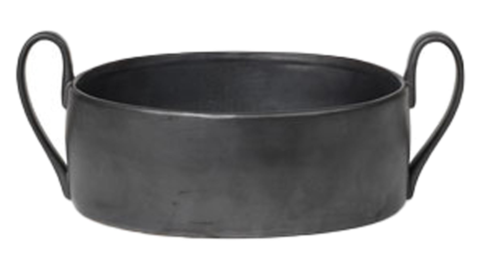Flow Schüssel gross in Schwarz präsentiert im Onlineshop von KAQTU Design AG. Schüssel ist von Ferm Living