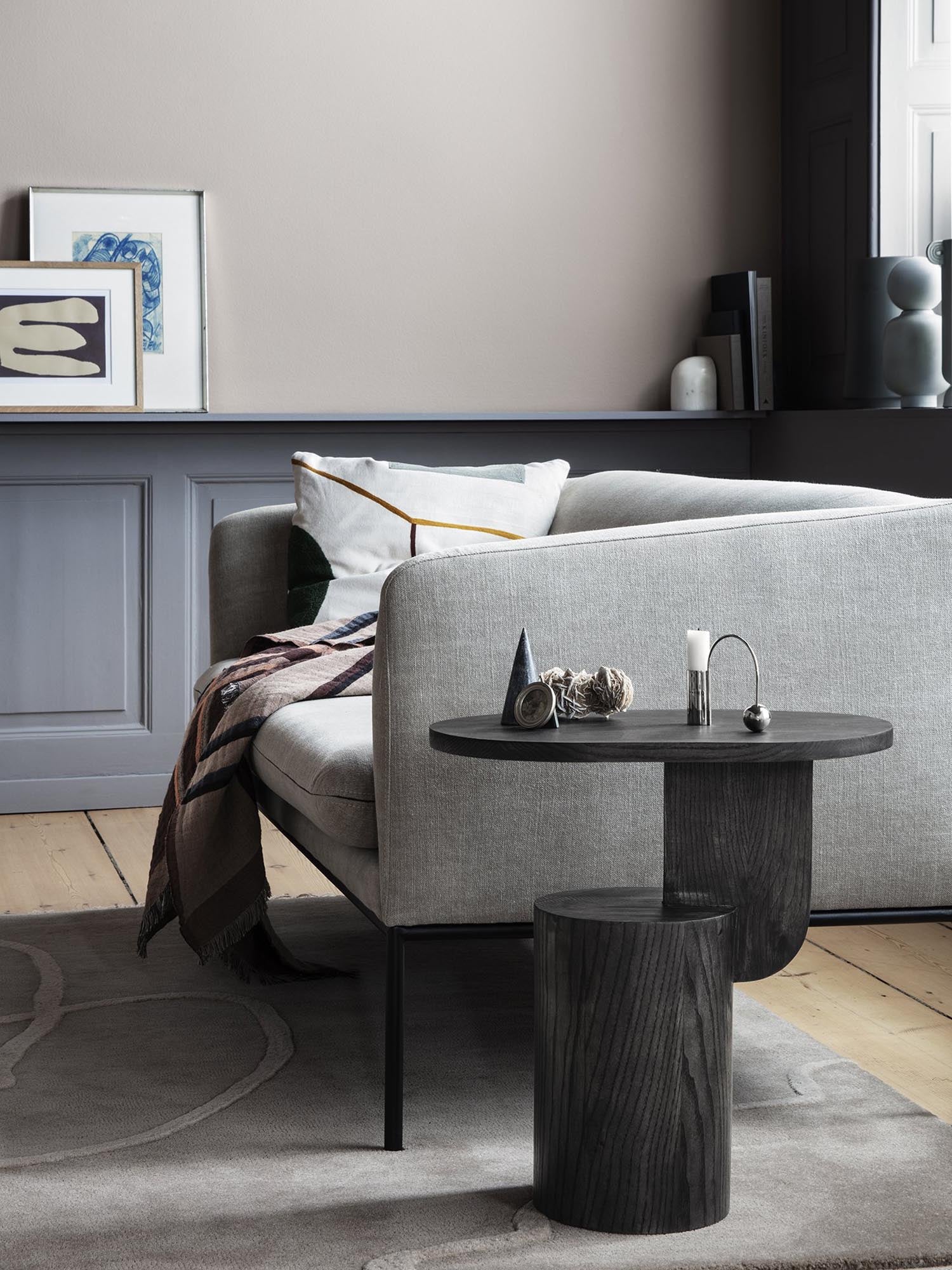 Eleganter Insert Beistelltisch in Schwarz von Ferm Living, ideal für stilvolle Akzente in jedem Wohnraum.