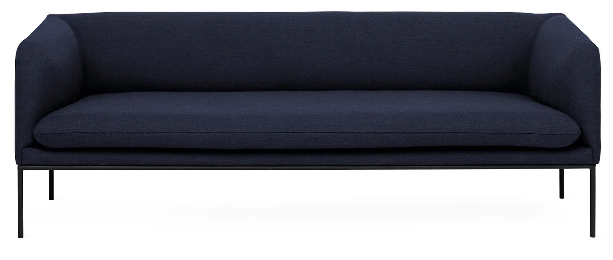 Turn 3er Sofa – modernes Sofa im Scandinavian Style.