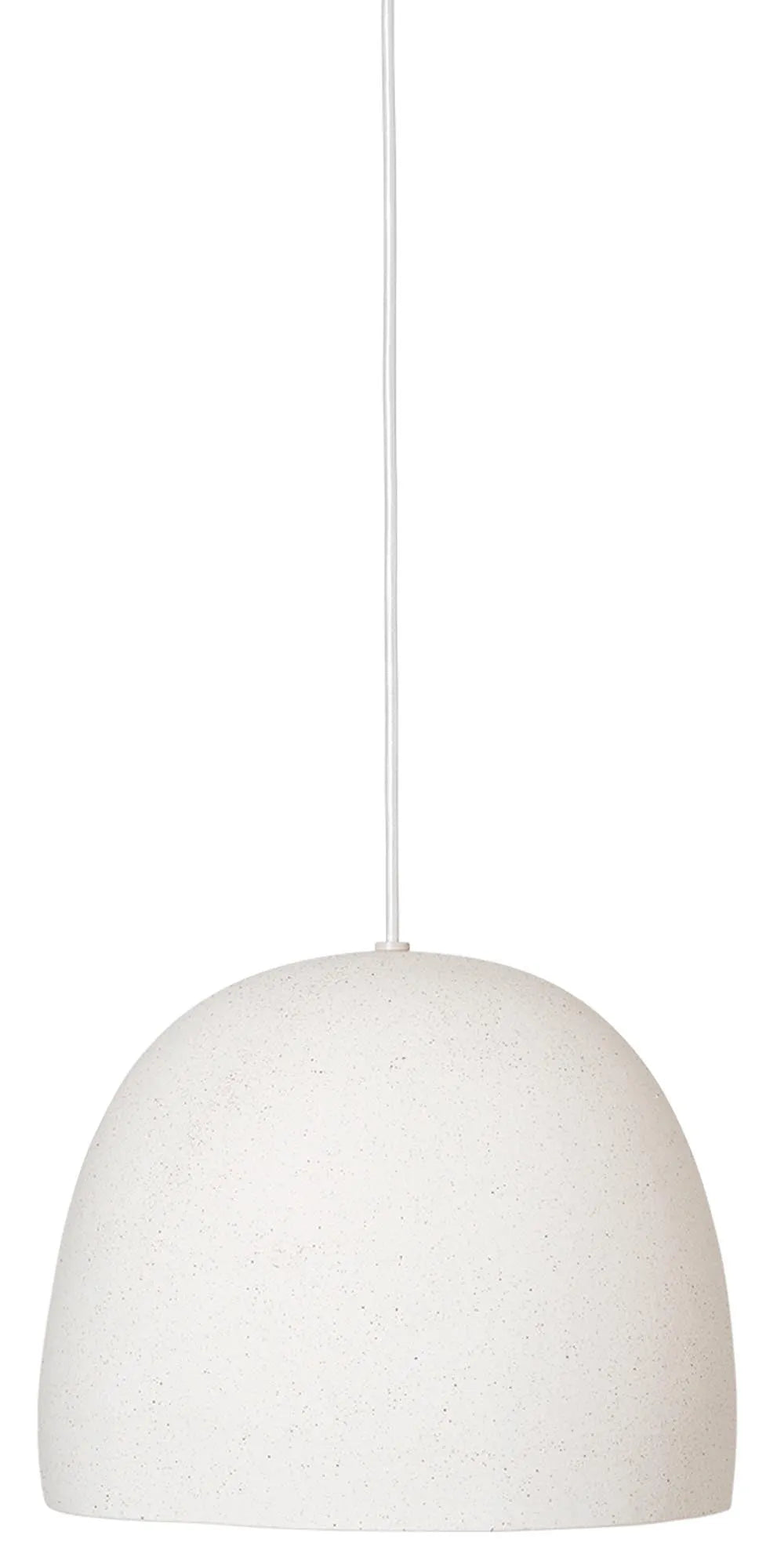 Die Speckle Pendelleuchte Gross von Ferm Living vereint modernes Design mit natürlicher Keramiktextur für harmonische Beleuchtung.