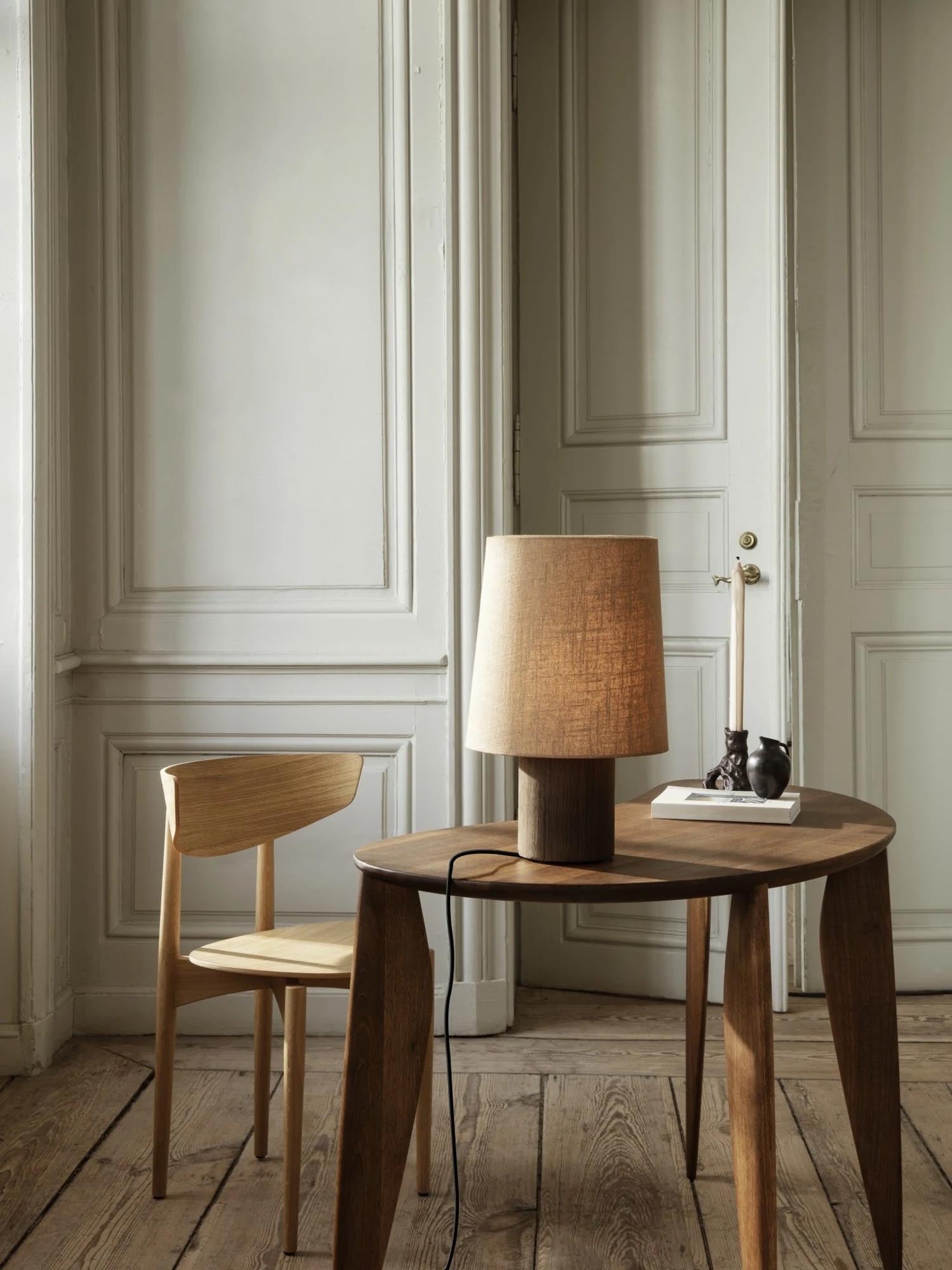 Herman Dining Stuhl: Skandinavisches Design trifft Komfort.