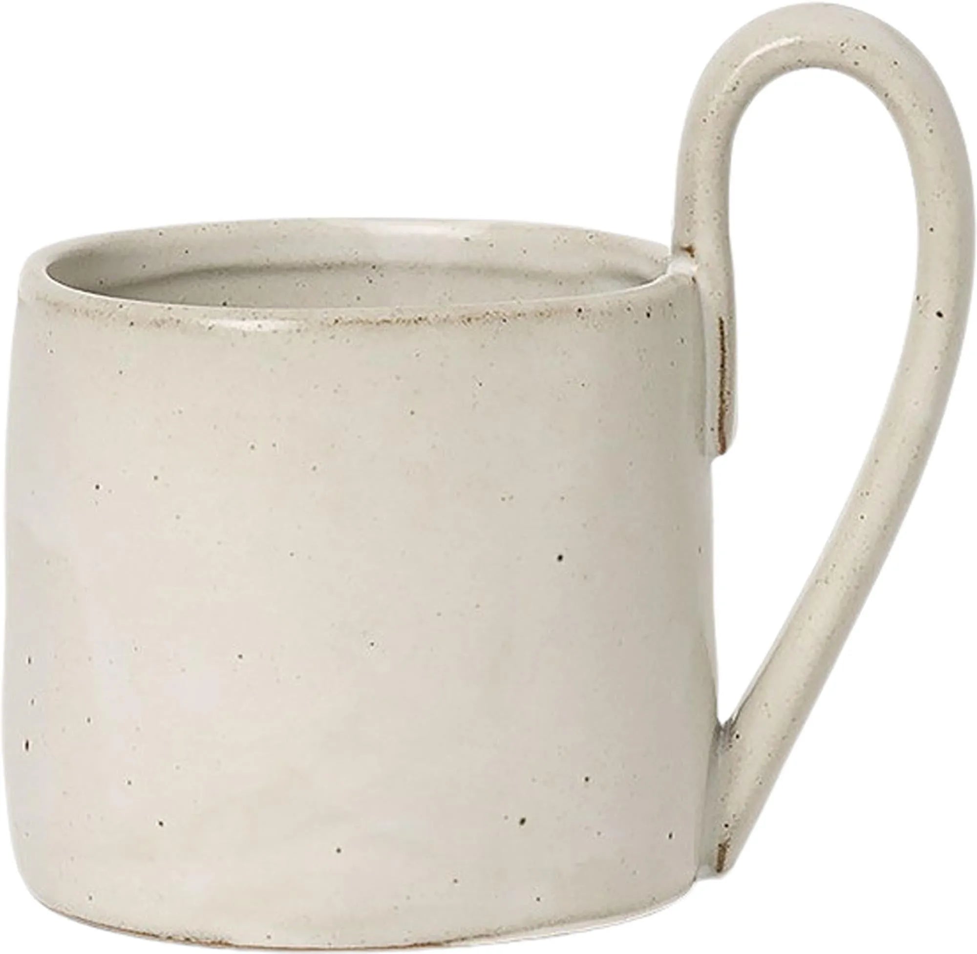 Stilvolle Flow Tasse von Ferm Living: Hochwertiges Porzellan, einzigartiges Design, bequemer Griff, skandinavischer Charme.