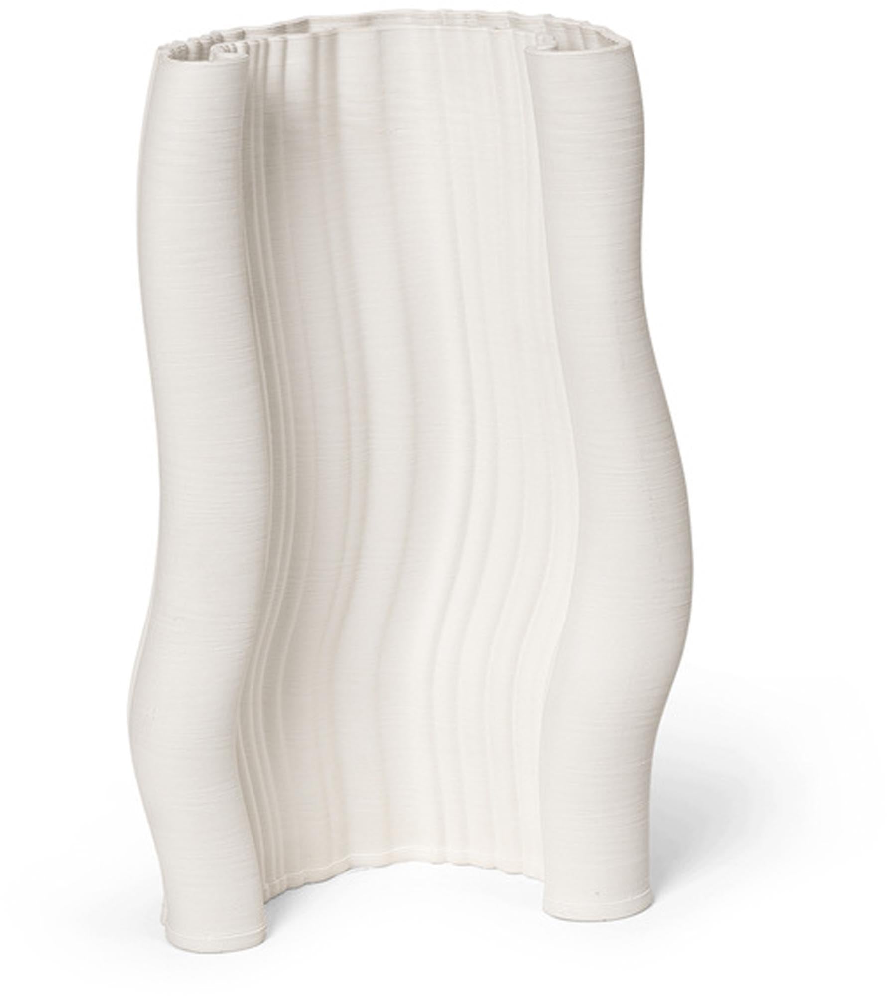 Moire vase