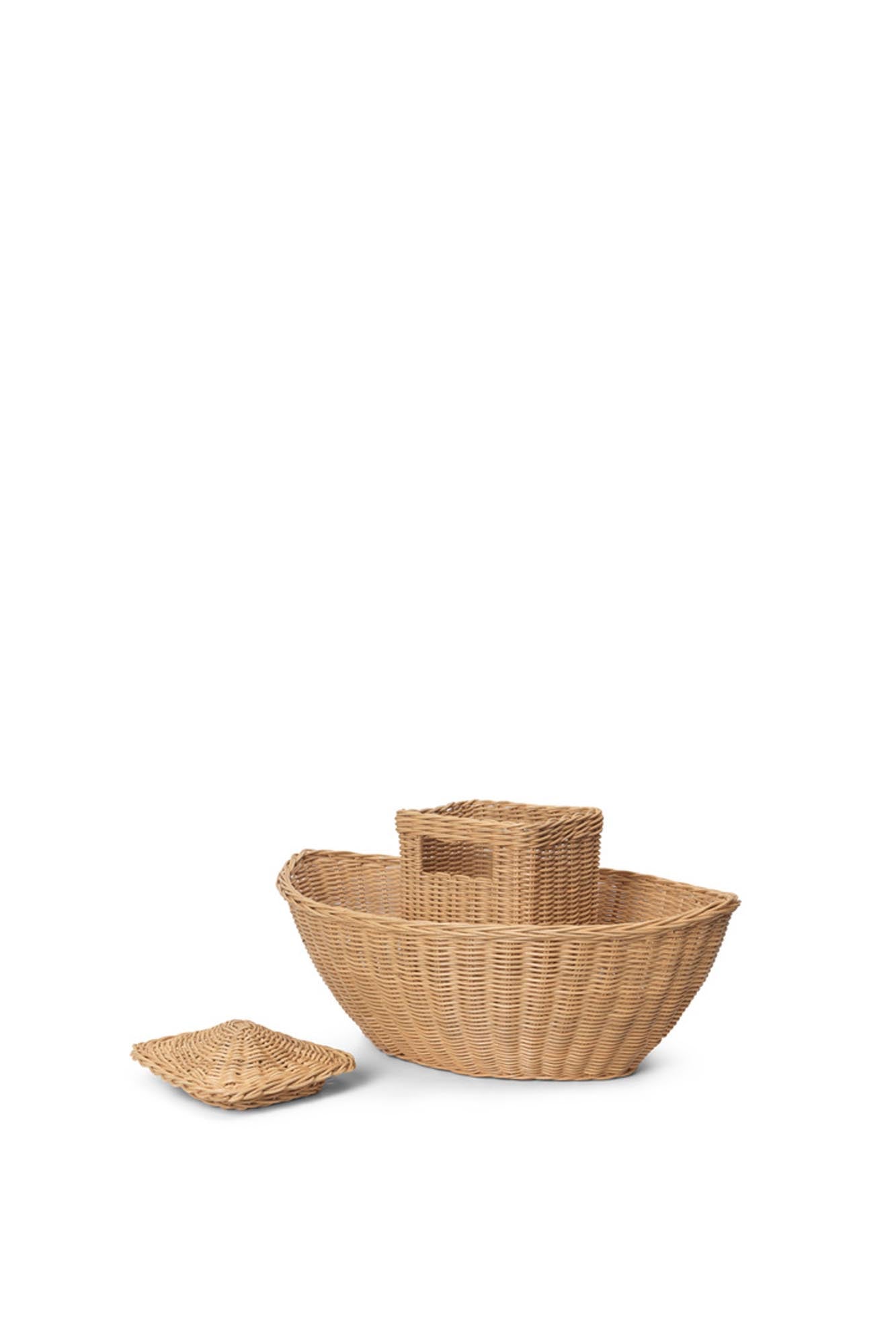 Stilvoller Braided Ark Korb aus Rattan von Ferm Living – ideal für Spielzeugaufbewahrung im Kinderzimmer und als dekoratives Element.