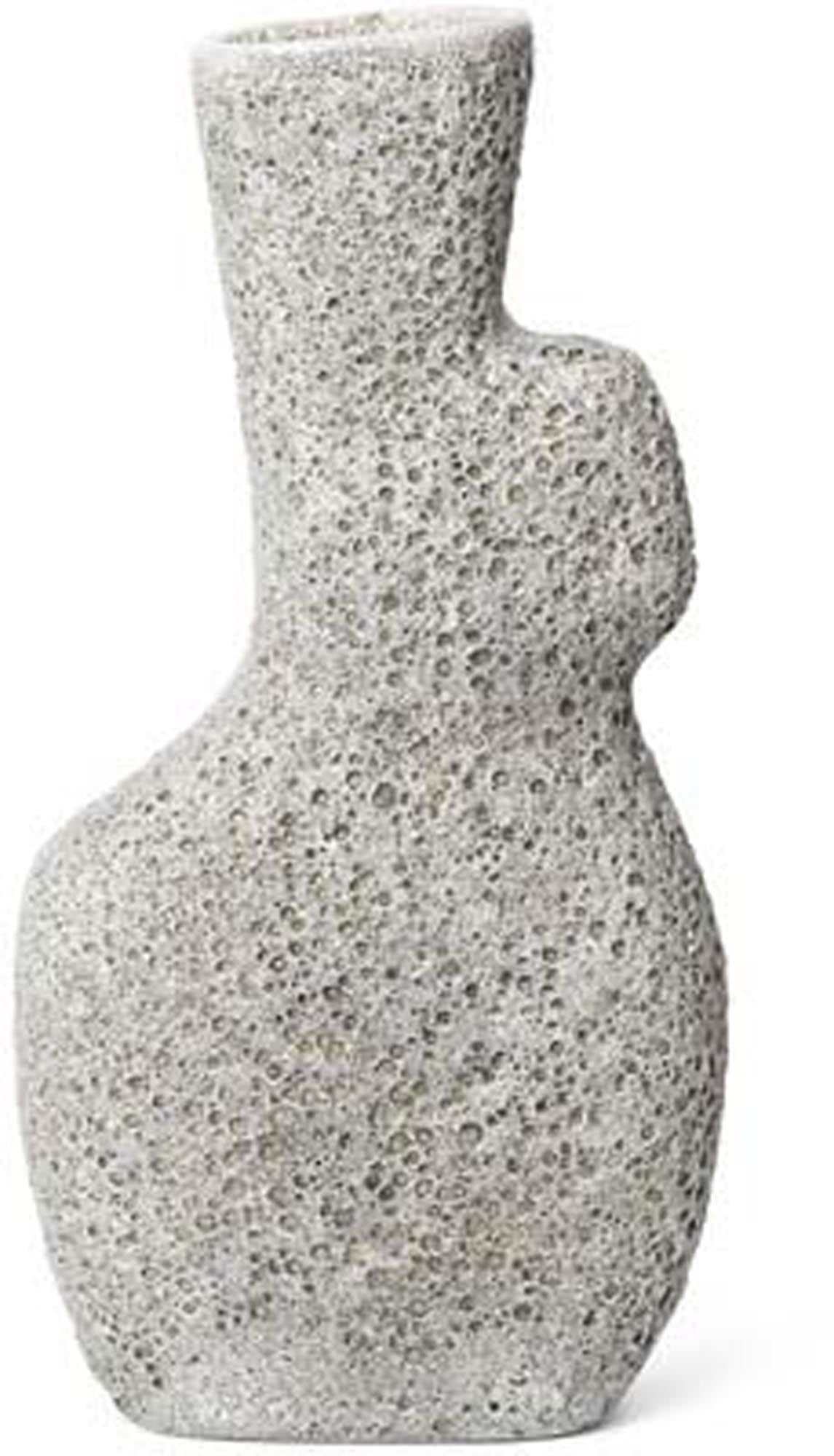 Yara Vase big