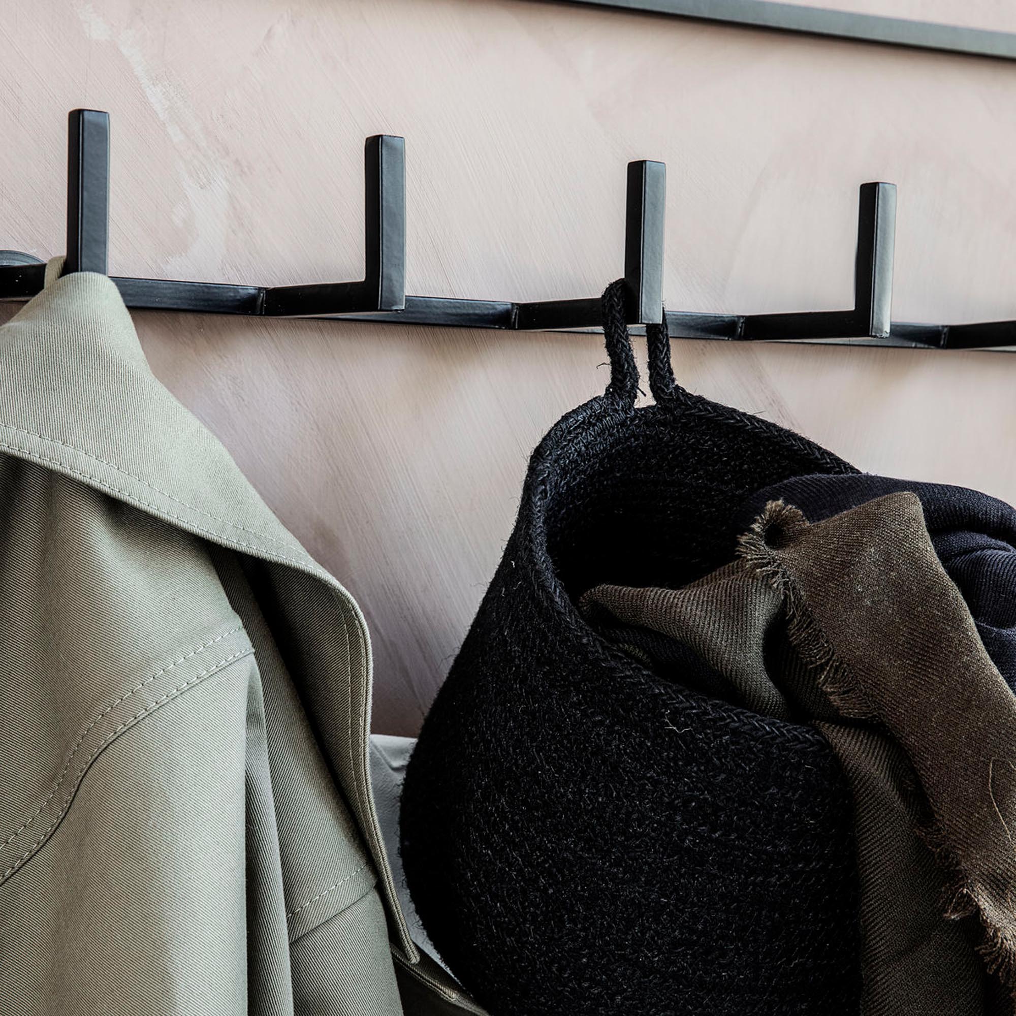 Garderobenleiste, Rack