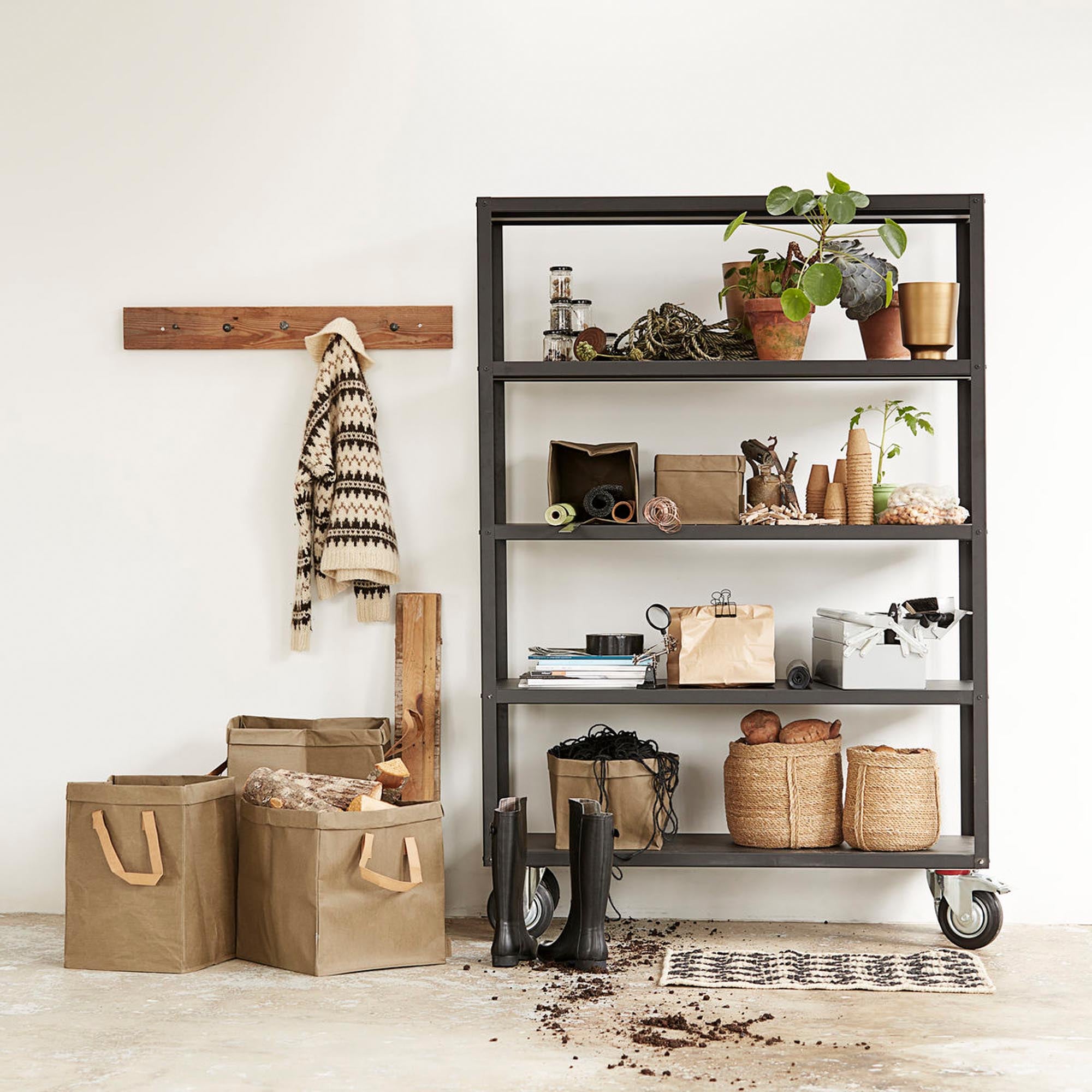 Shelf with 4 rollers, trolley