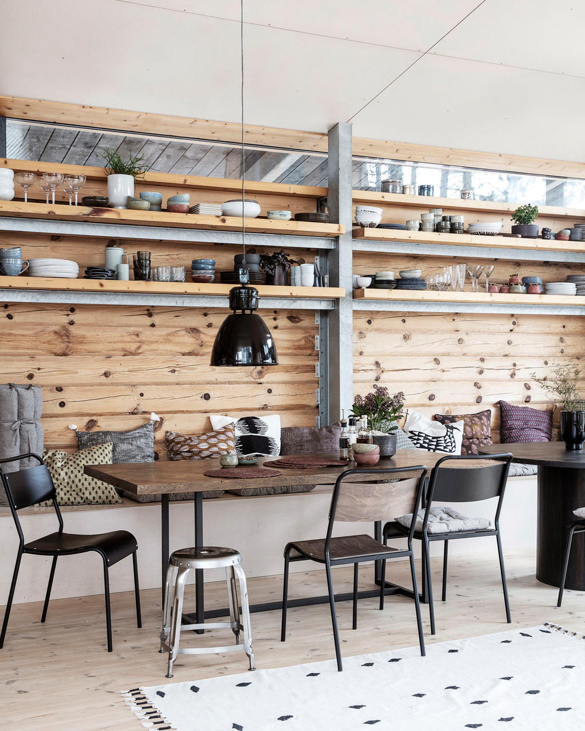 Esstisch, Kant in Dunkelbraun präsentiert im Onlineshop von KAQTU Design AG. Esstisch ist von House Doctor