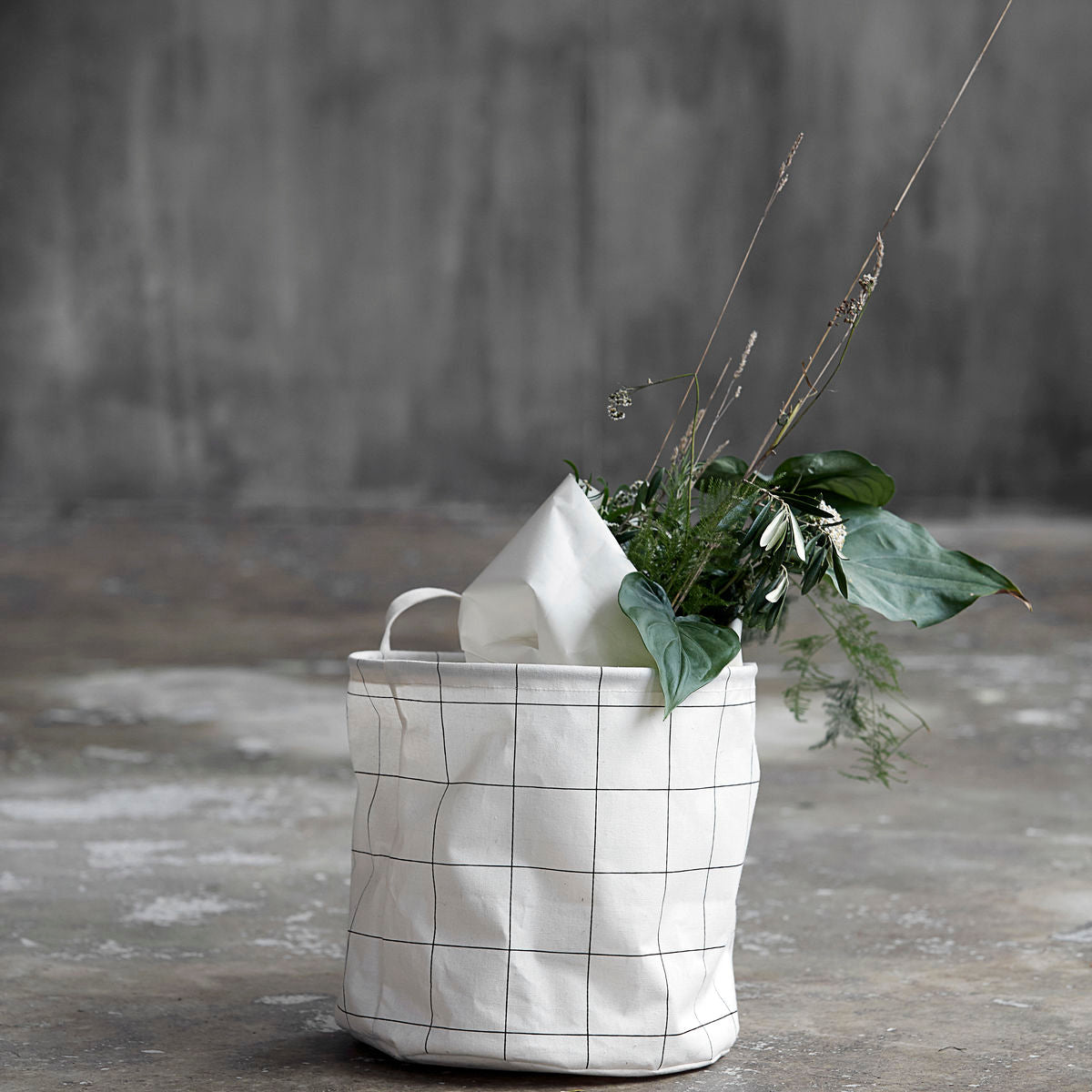 Aufbewahrung, Squares in Schwarz/Weiss präsentiert im Onlineshop von KAQTU Design AG. Tasche ist von House Doctor