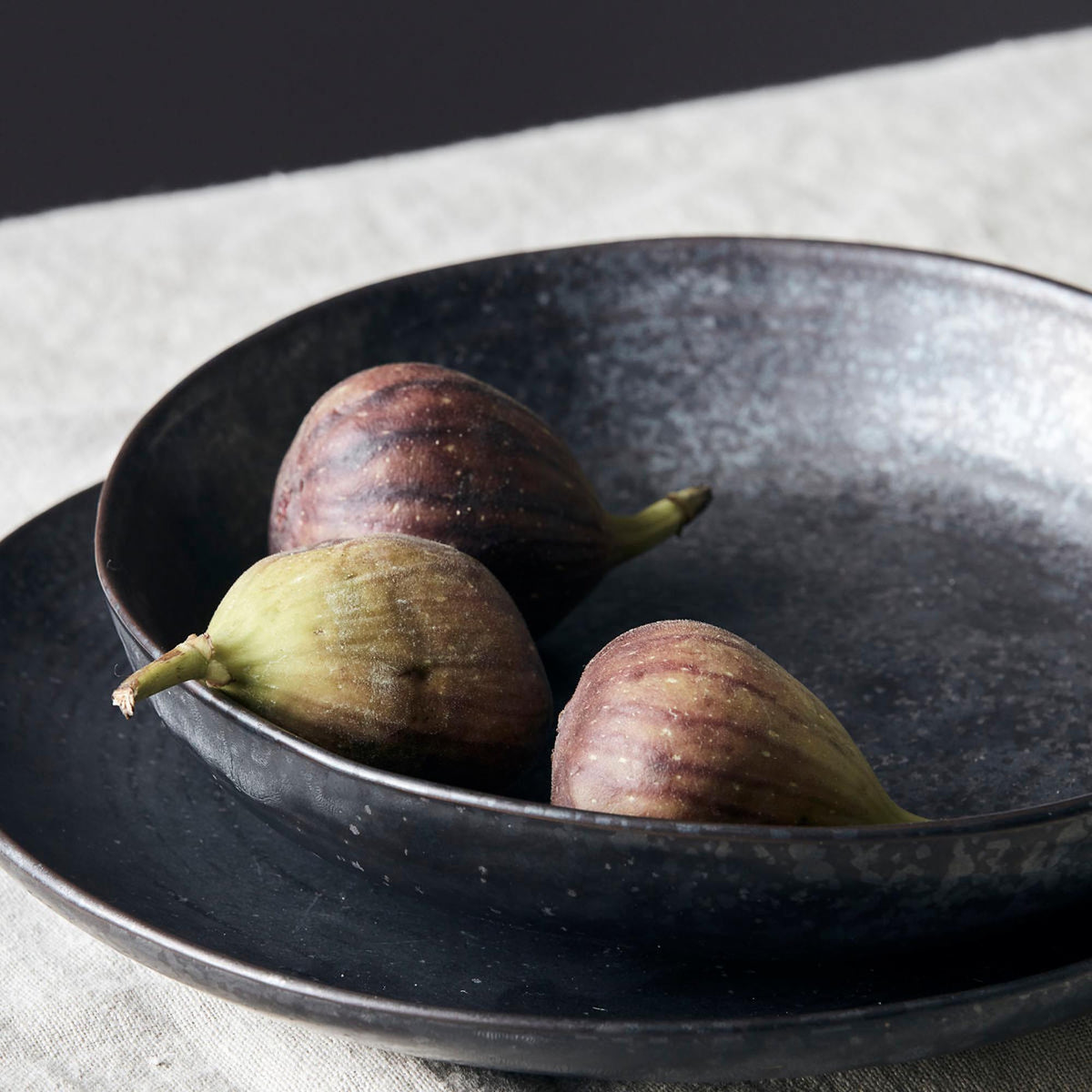 Schüssel, Pion in Schwarz/Braun präsentiert im Onlineshop von KAQTU Design AG. Schüssel ist von House Doctor