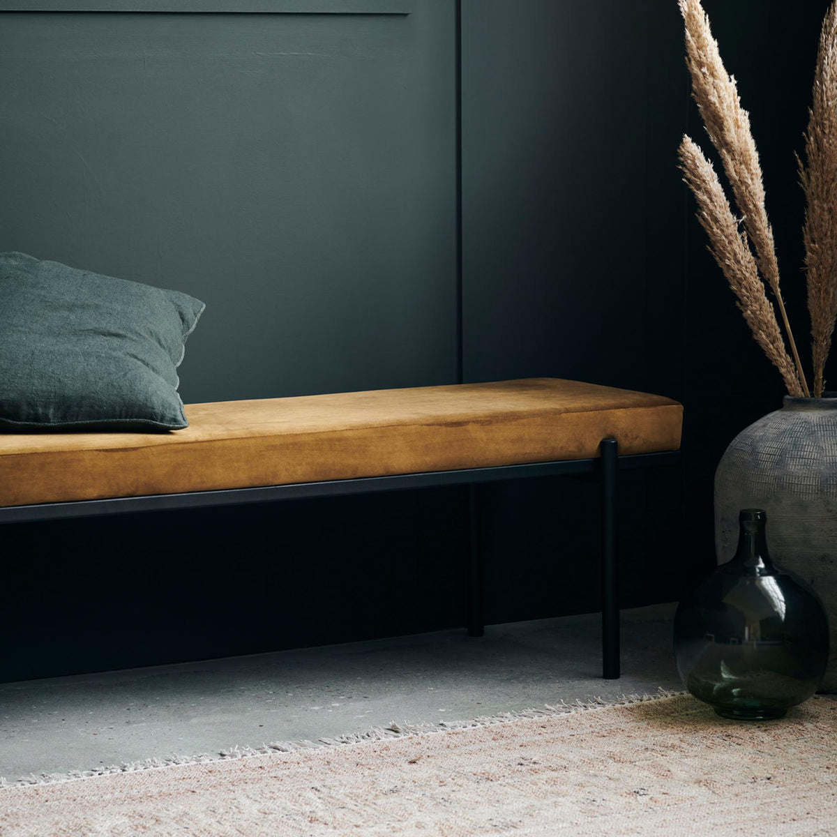 Bank, Lao in Dark Olive präsentiert im Onlineshop von KAQTU Design AG. Sitzbank ist von House Doctor