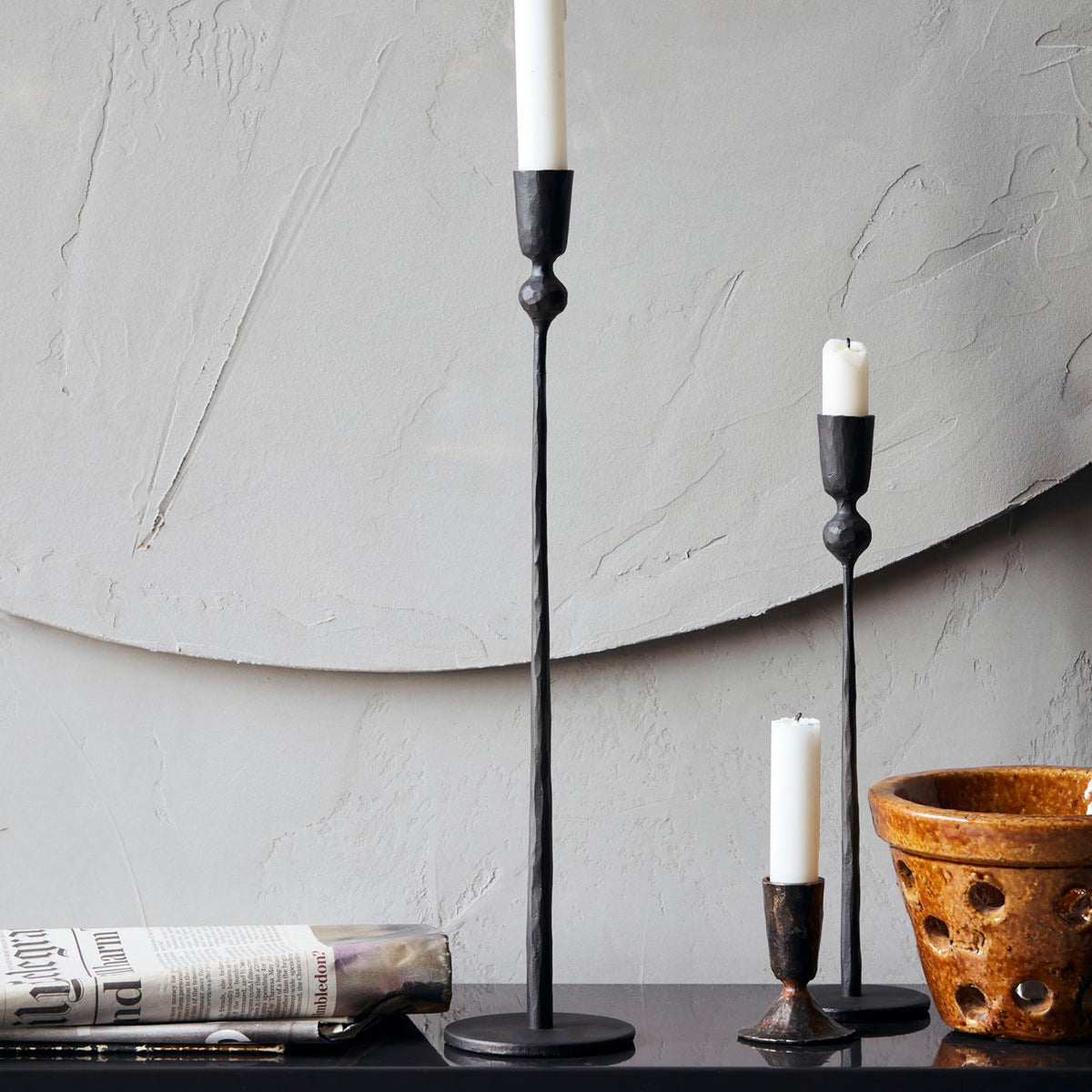 Kerzenständer, Trivo in Schwarz präsentiert im Onlineshop von KAQTU Design AG. Kerzenständer ist von House Doctor