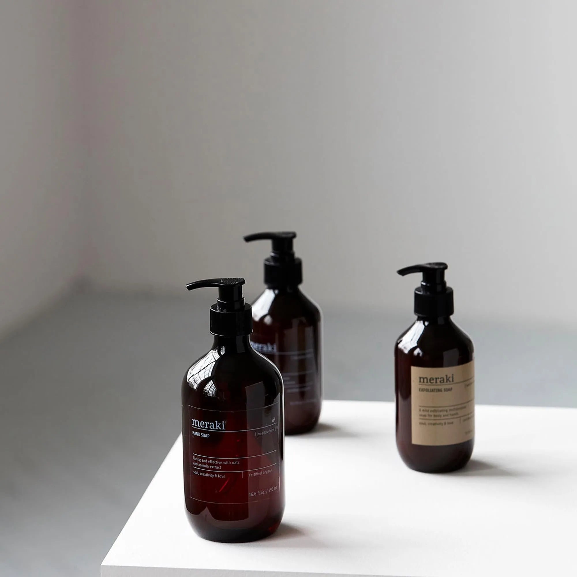 Hand soap, Meadow bliss in  präsentiert im Onlineshop von KAQTU Design AG. Seife ist von Meraki