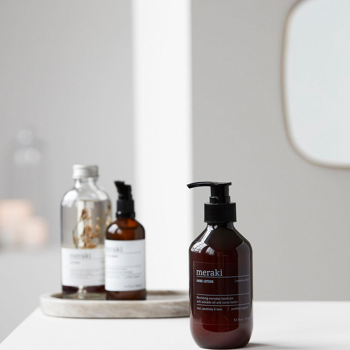 Hand Lotion, Meadow bliss in Braun präsentiert im Onlineshop von KAQTU Design AG. Körperpflege ist von Meraki