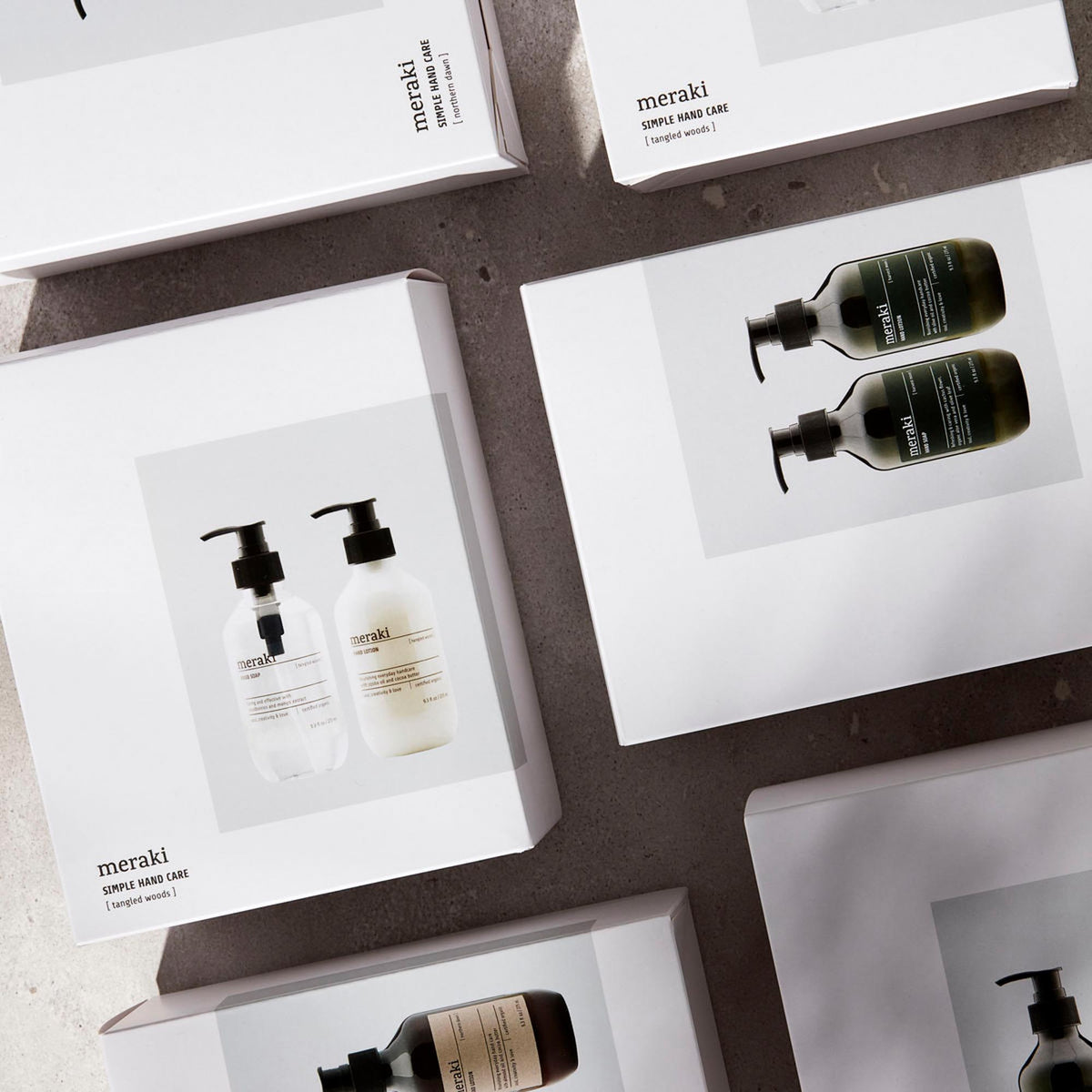 Geschenkbox, Northern dawn, Simple hand care, Weiss in Weiß präsentiert im Onlineshop von KAQTU Design AG. Körperpflege ist von Meraki