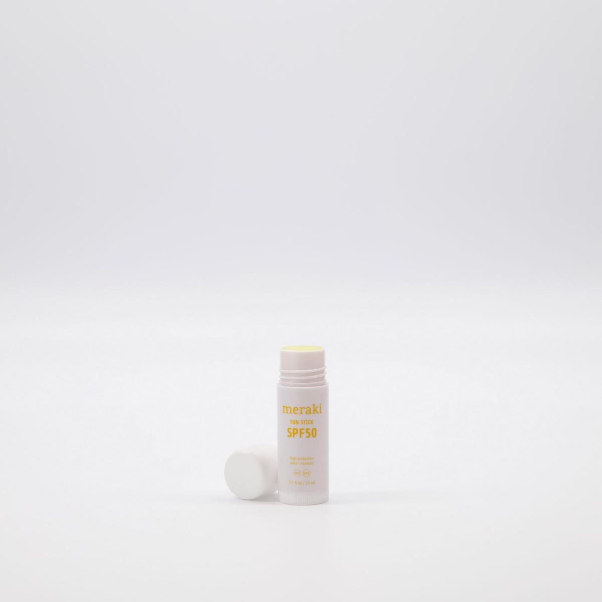 Sun stick, Pure in Weiß präsentiert im Onlineshop von KAQTU Design AG. Sonnenpflege ist von Meraki