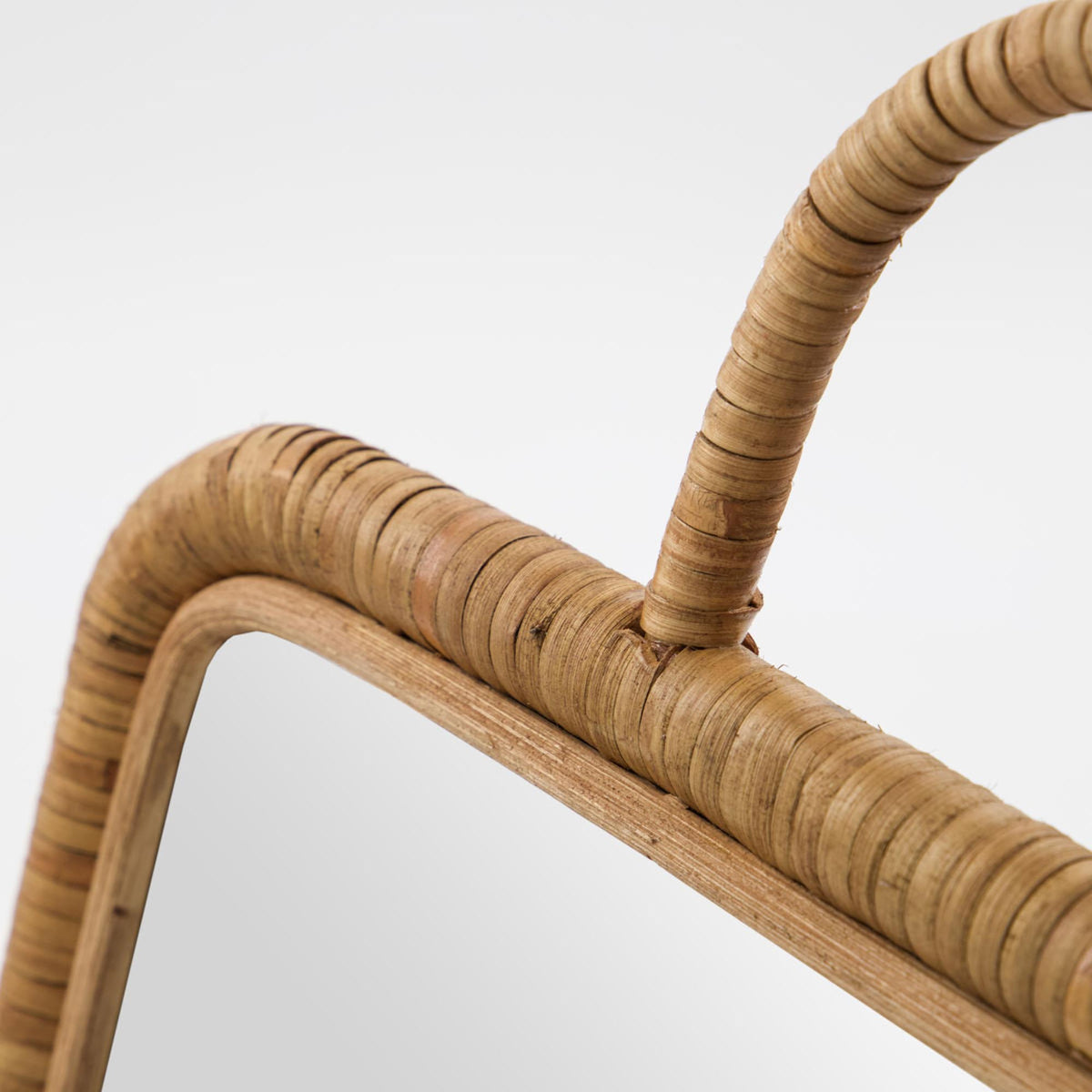 Spiegel mit Rahmen, MKBaki, Natur in Natur präsentiert im Onlineshop von KAQTU Design AG. Wandspiegel ist von Meraki