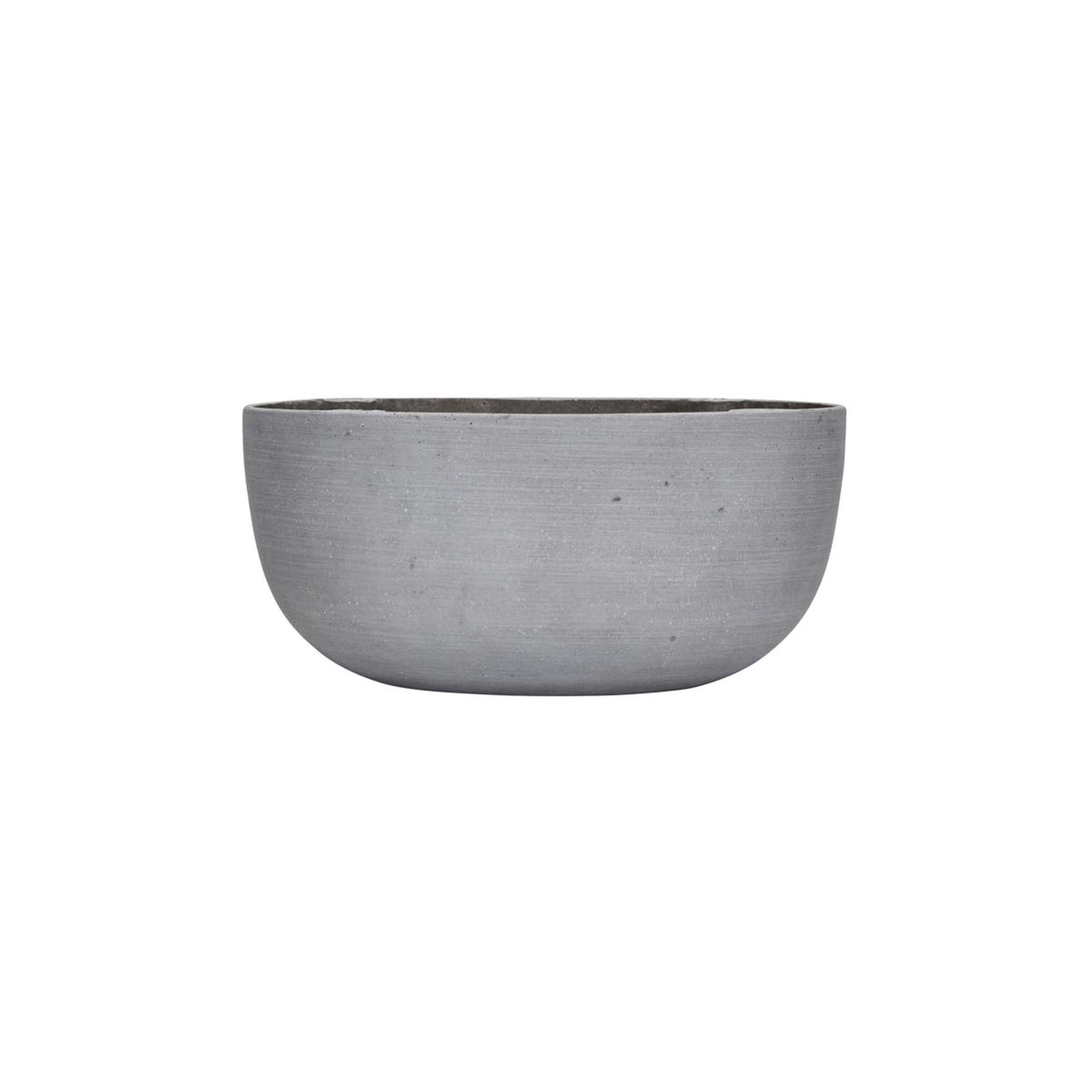 Entdecken Sie den eleganten Kerzenständer HDMarb in Grau von House Doctor. Ideal für Ihre Weihnachtsdekoration, robust und modern im Zementlook.