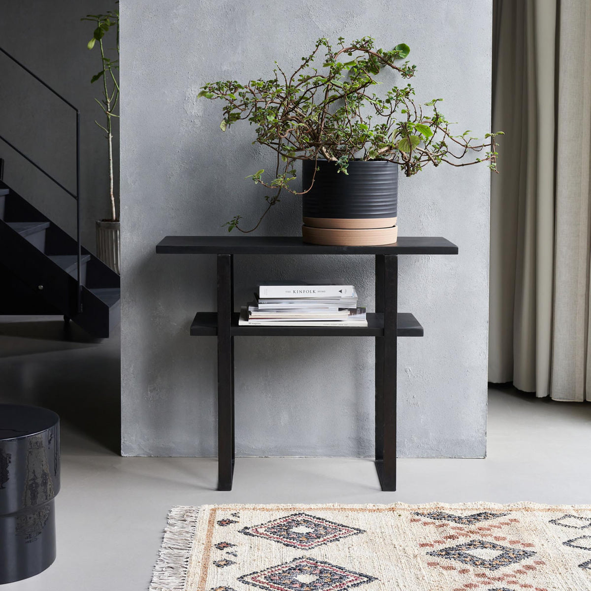 Konsolentisch, Woda in Schwarz präsentiert im Onlineshop von KAQTU Design AG. Couchtisch ist von House Doctor