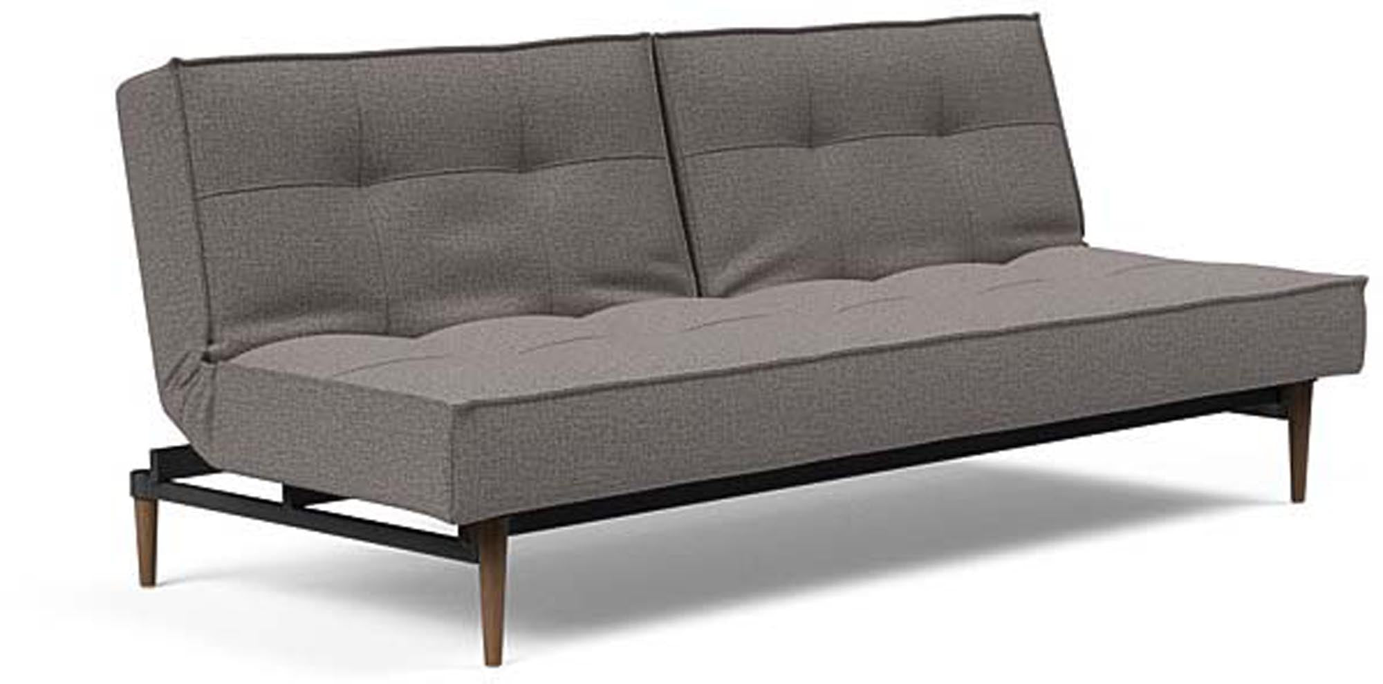 Entdecken Sie das elegante Splitback Sofabett 115 Styletto von Innovation Living – perfekt für stilvolle Räume und entspannte Nächte.